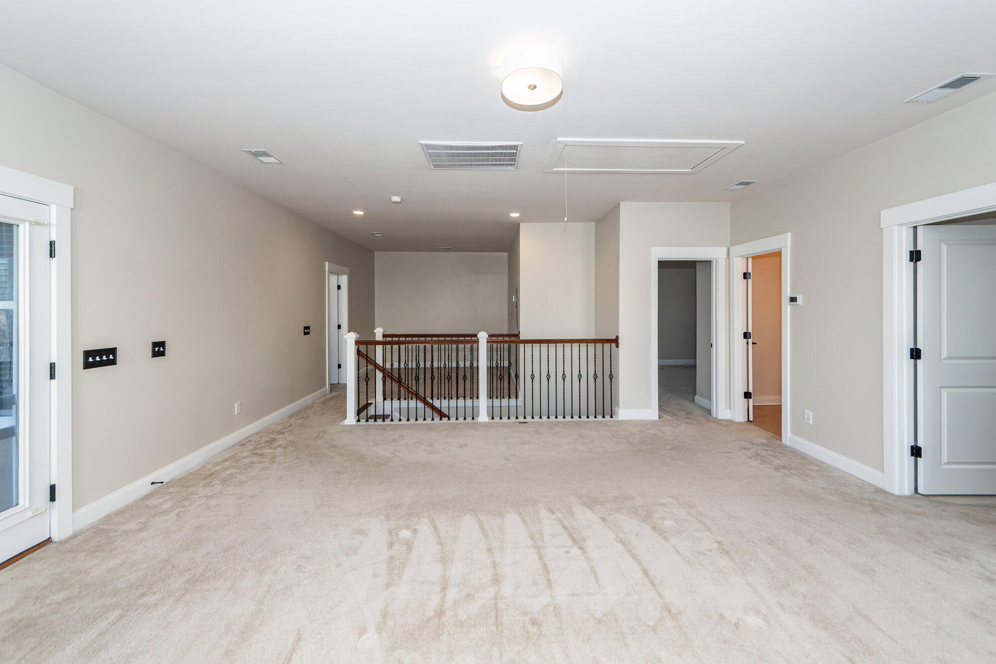 Summerville, South Carolina, 29483, United States, 4 Bedrooms Bedrooms, ,4 BathroomsBathrooms,Residential,For Sale,2005994