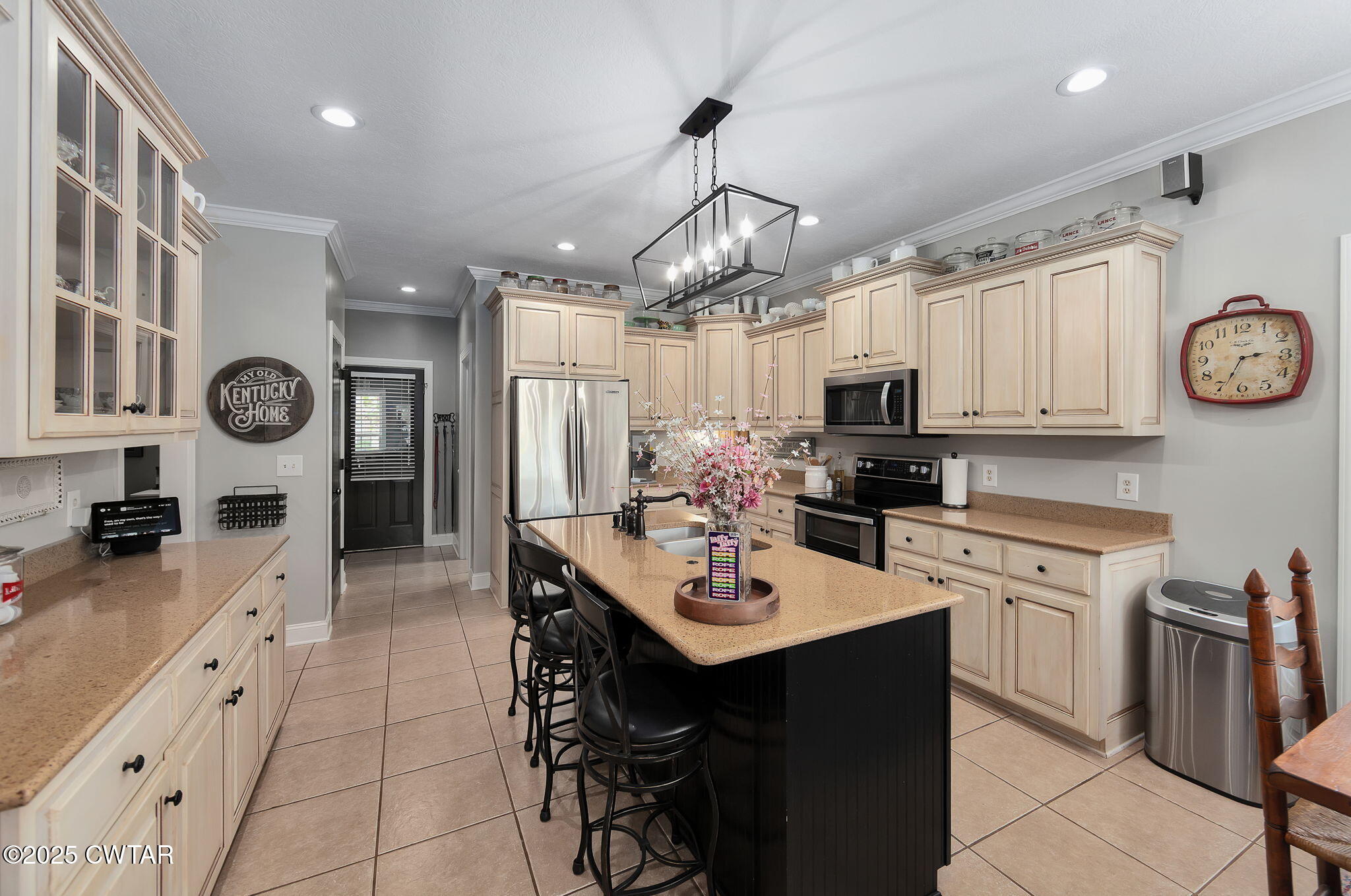 Jackson, Tennessee, 38305, United States, 5 Bedrooms Bedrooms, ,4 BathroomsBathrooms,Residential,For Sale,1912007