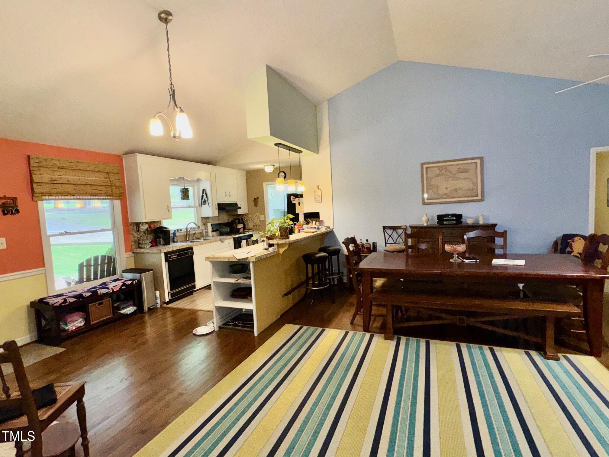 Henderson, North Carolina, 27537, United States, 3 Bedrooms Bedrooms, ,3 BathroomsBathrooms,Residential,For Sale,1848561