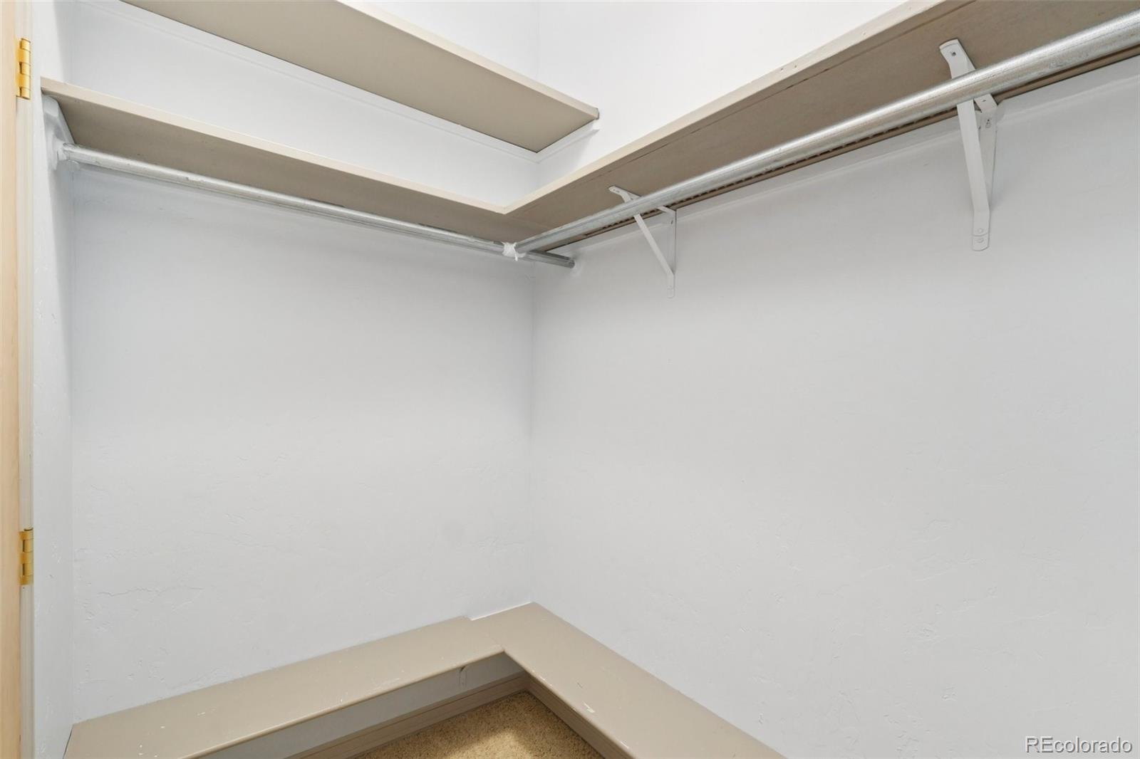 Aurora, Colorado, 80018, United States, 3 Bedrooms Bedrooms, ,4 BathroomsBathrooms,Residential,For Sale,1982686