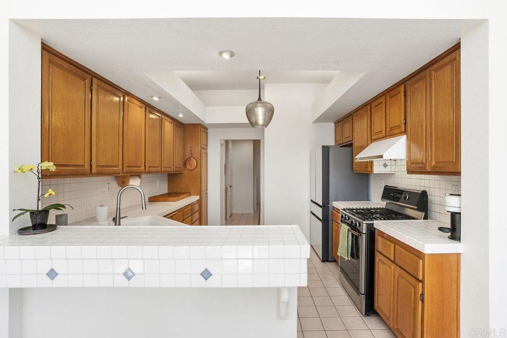 San Marcos, California, 92078, United States, 2 Bedrooms Bedrooms, ,2 BathroomsBathrooms,Residential,For Sale,1865602