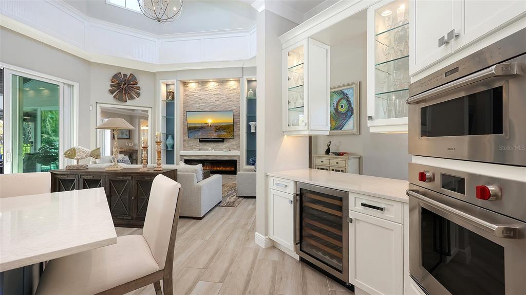 Sarasota, Florida, 34236, United States, 3 Bedrooms Bedrooms, ,4 BathroomsBathrooms,Residential,For Sale,1987814