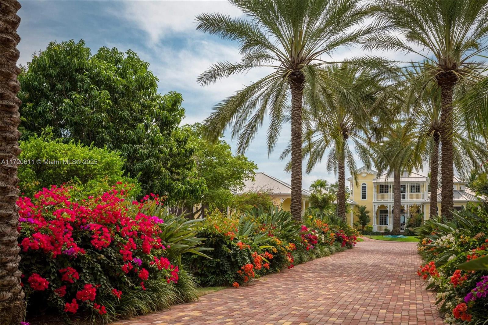 Marathon, Florida, 33050, United States, 5 Bedrooms Bedrooms, ,9 BathroomsBathrooms,Residential,For Sale,1933617