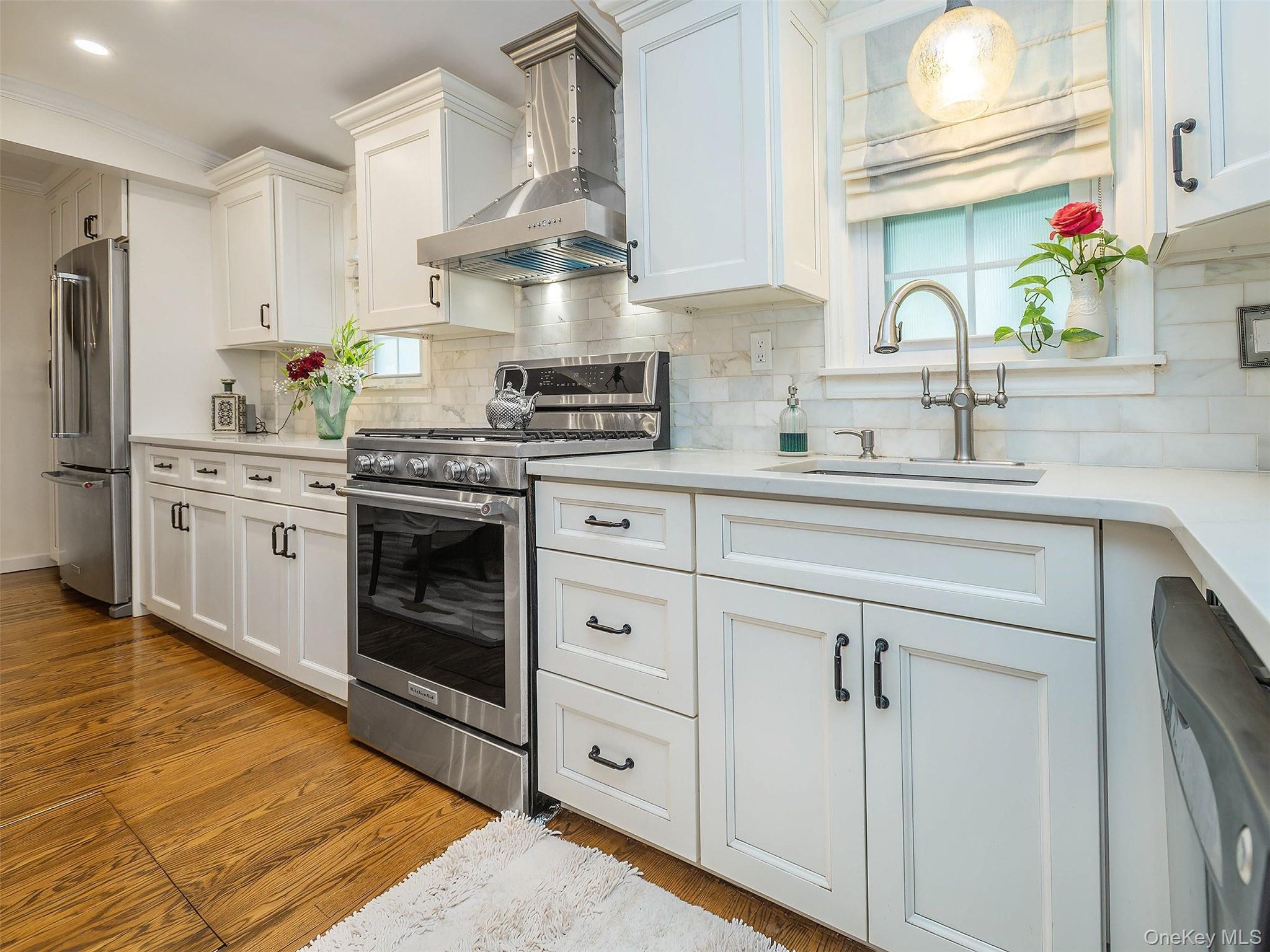 24 Maple Avenue, Sea Cliff, NY, 11579 - 物件實景