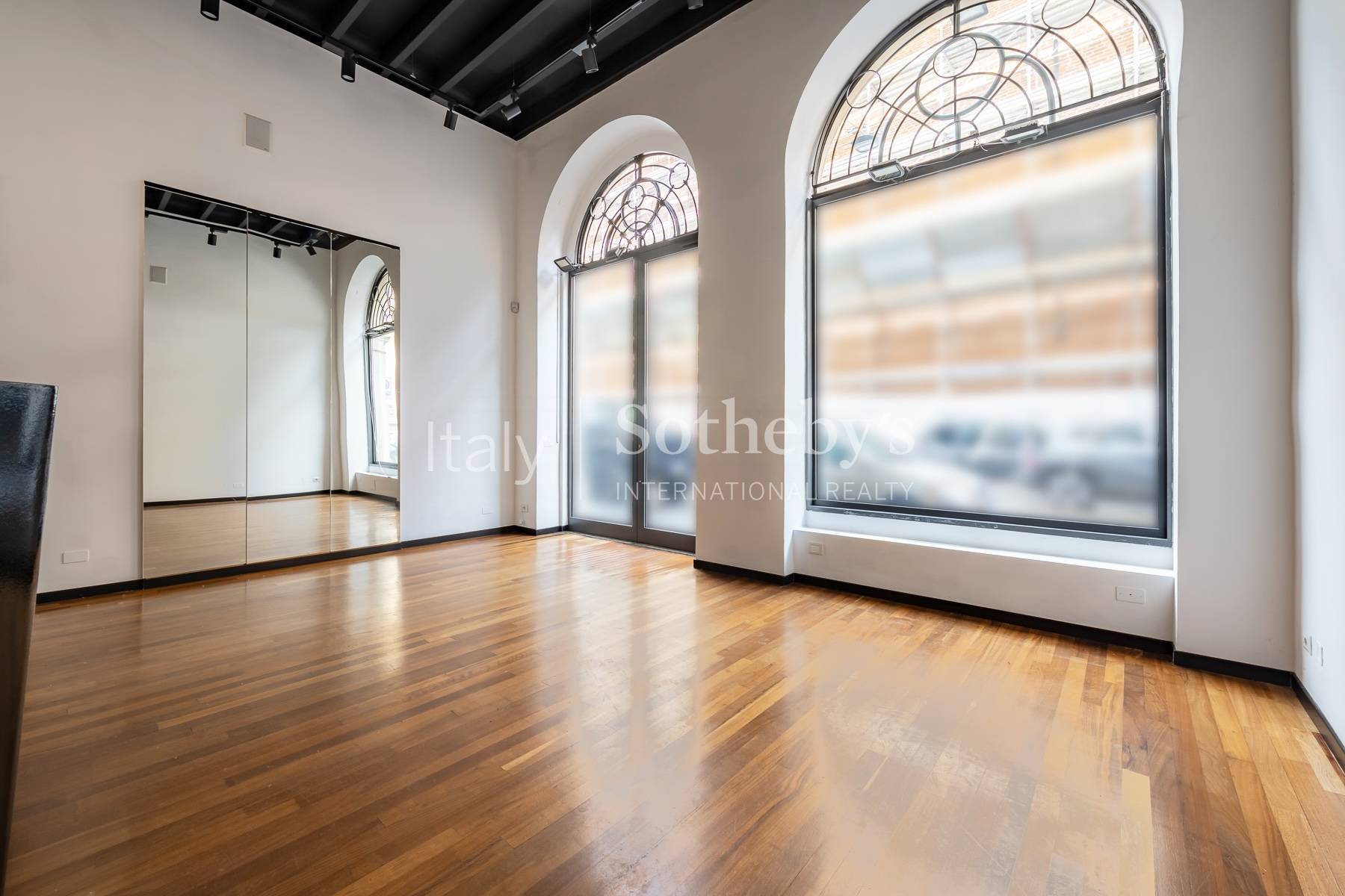  Prestigious property near Via Marina - 物件實景