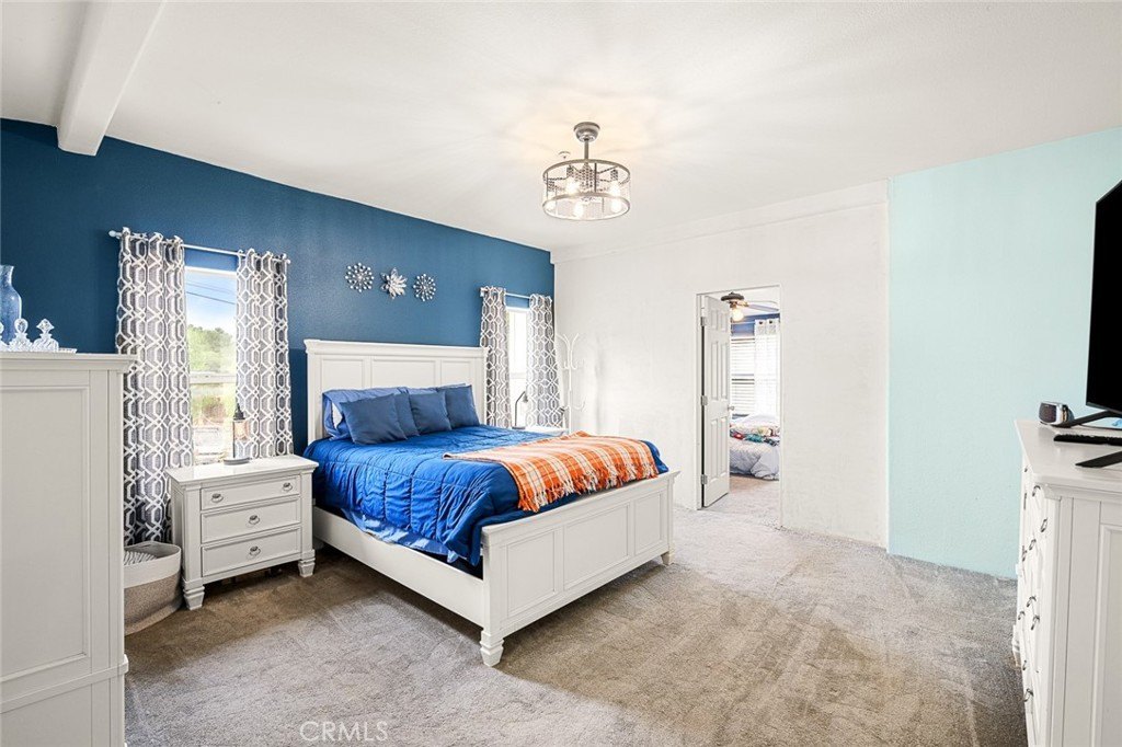 Hemet, California, 92545, United States, 6 Bedrooms Bedrooms, ,3 BathroomsBathrooms,Residential,For Sale,1937118