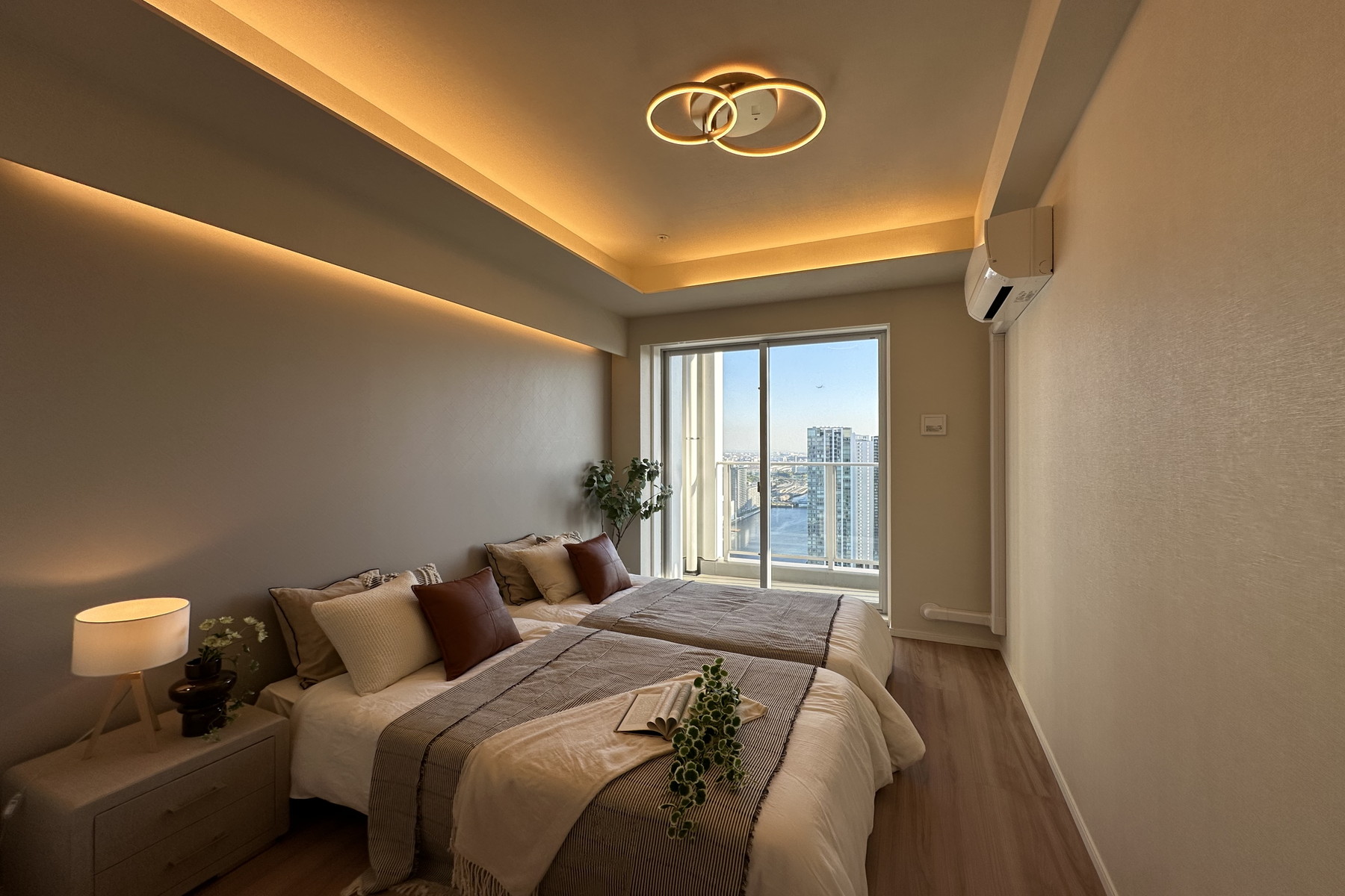  BAY CREST TOWER - 物件實景