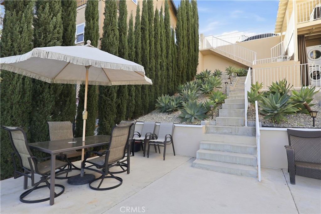 Los Angeles, California, 90063, United States, 5 Bedrooms Bedrooms, ,Residential,For Sale,2014763