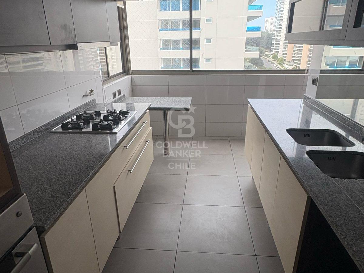 Concón, Chile, 4 Bedrooms Bedrooms, ,4 BathroomsBathrooms,Residential,For Sale,1752954