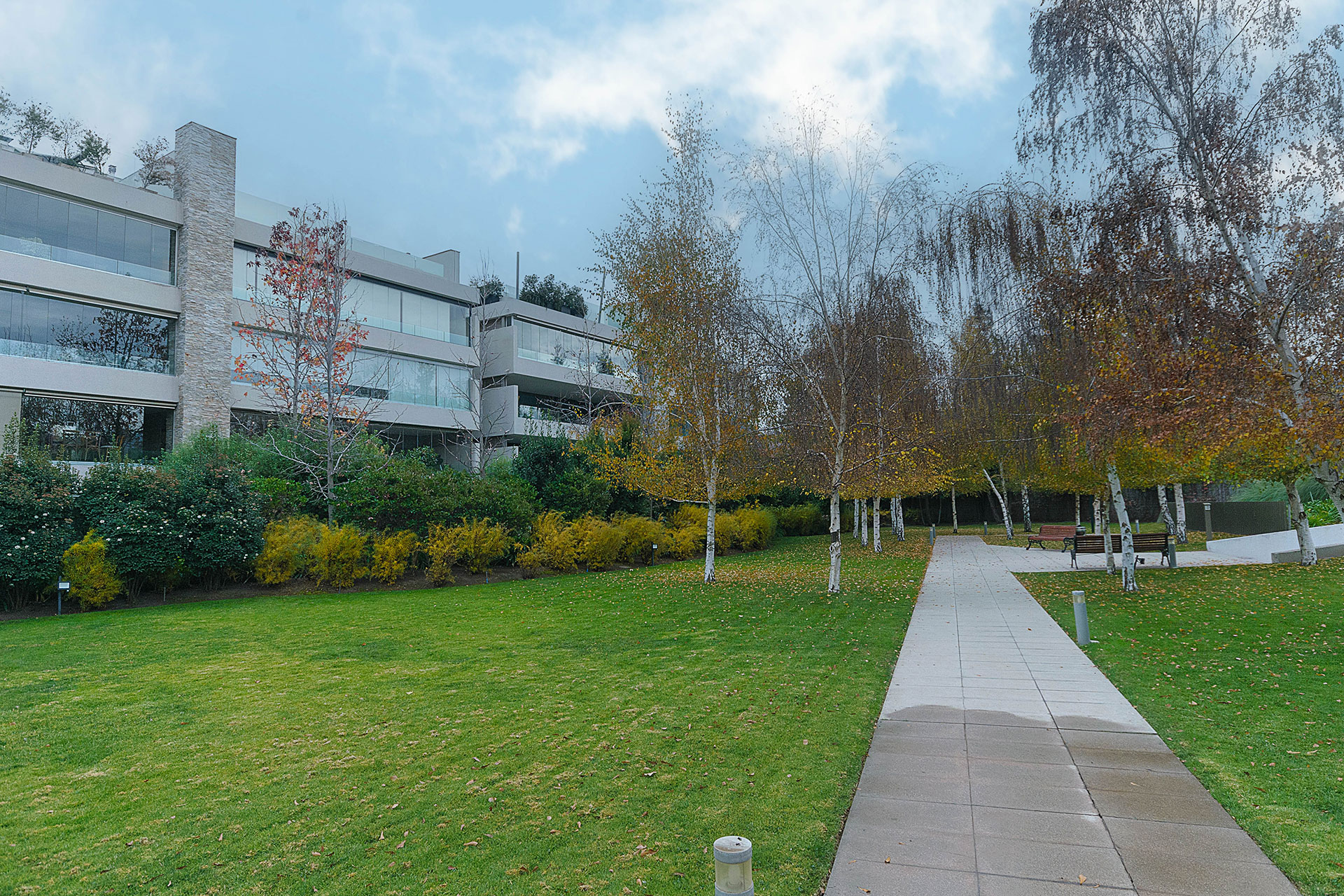  4-Bedroom Apartment Plus Staff Quarters for Sale in Los Trapenses - 物件實景