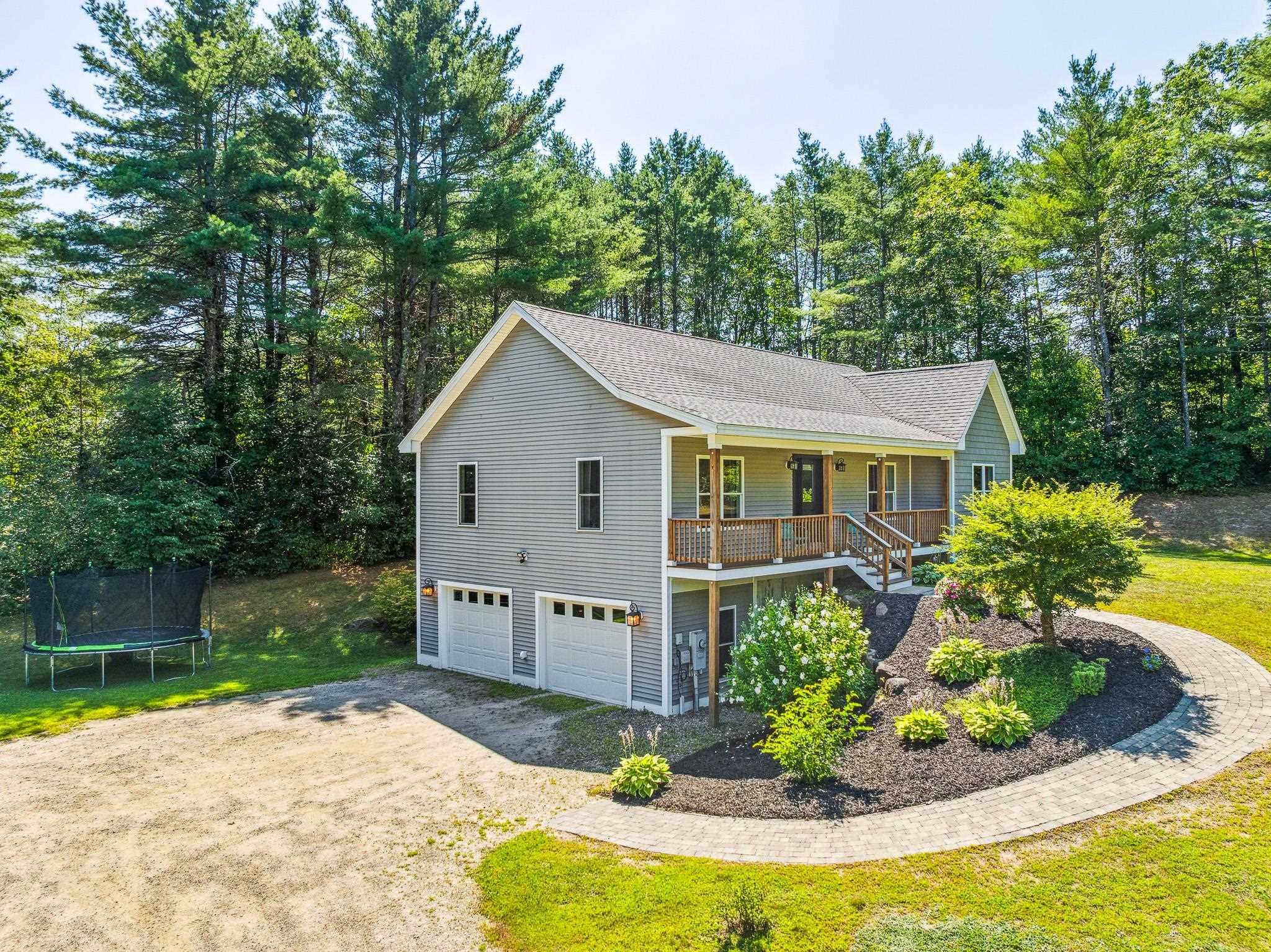 Holderness, New Hampshire, 03245, United States, 3 Bedrooms Bedrooms, ,2 BathroomsBathrooms,Residential,For Sale,1918284