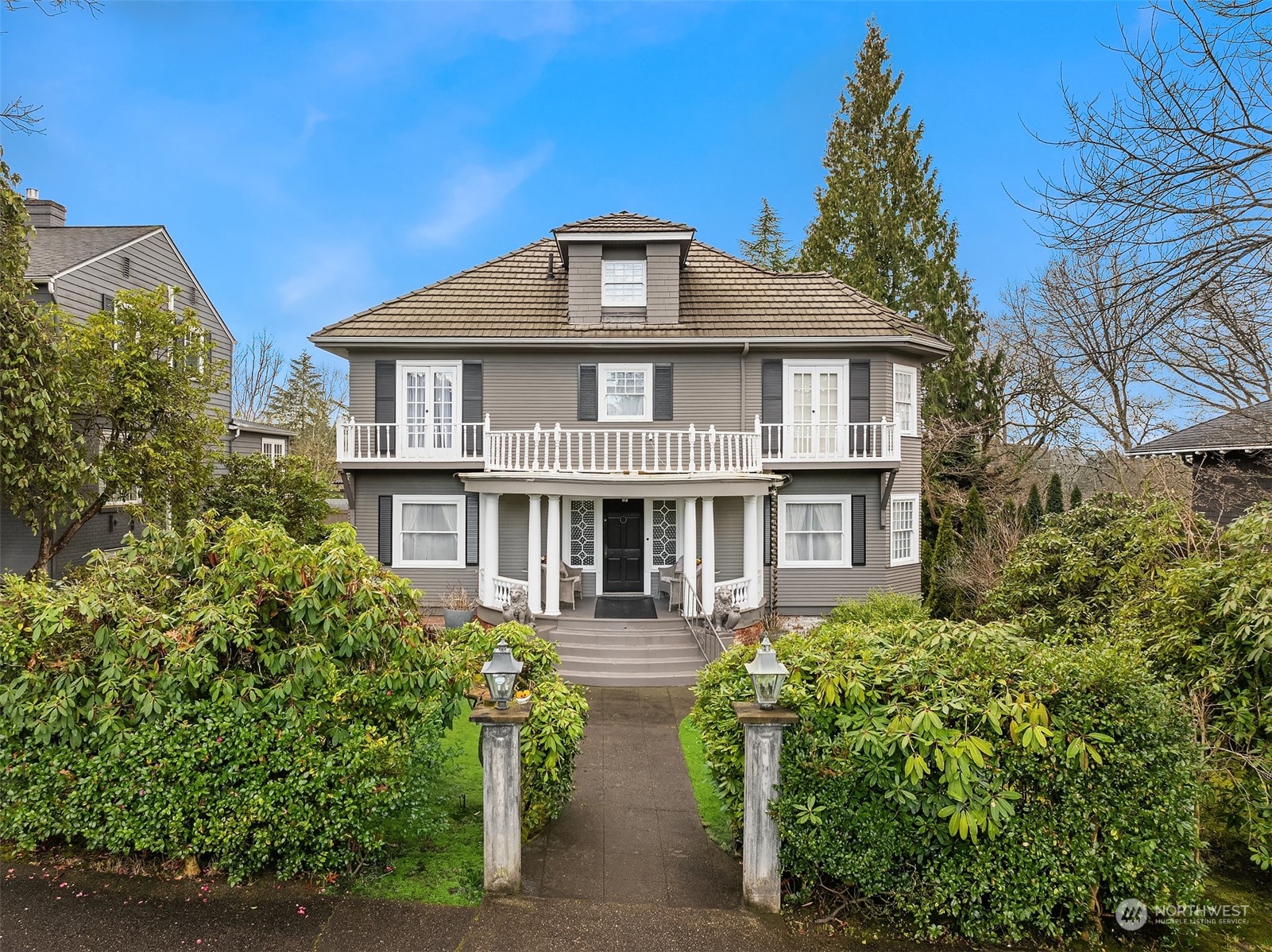 Seattle, Washington, 98112, United States, 3 Bedrooms Bedrooms, ,4 BathroomsBathrooms,Residential,For Sale,1700239