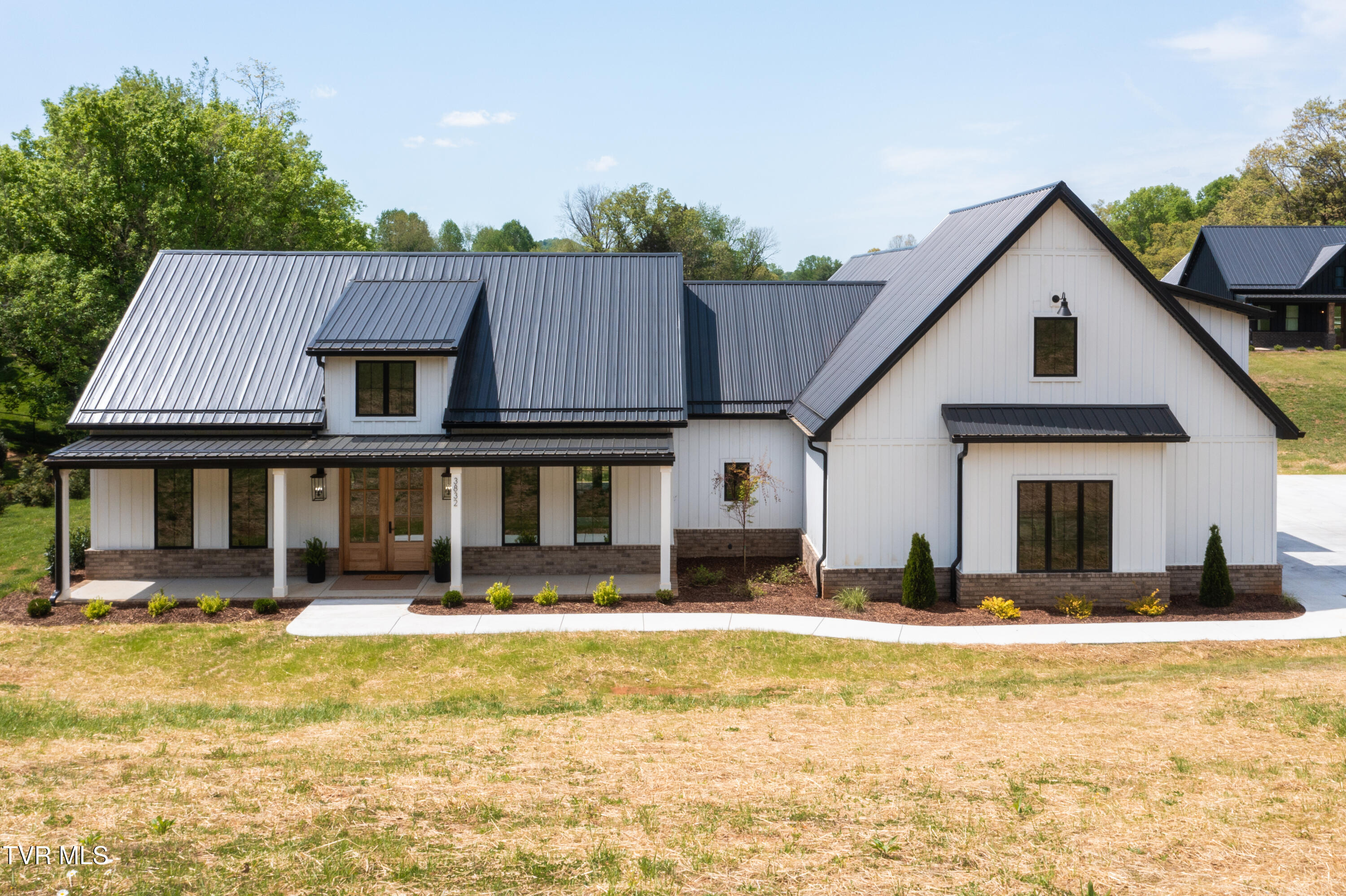 Kingsport, Tennessee, 37664, United States, 4 Bedrooms Bedrooms, ,4 BathroomsBathrooms,Residential,For Sale,1780737