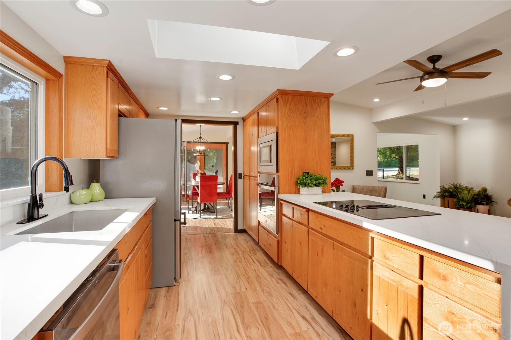 Maple Valley, Washington, 98038, United States, 3 Bedrooms Bedrooms, ,1 BathroomBathrooms,Residential,For Sale,1949722