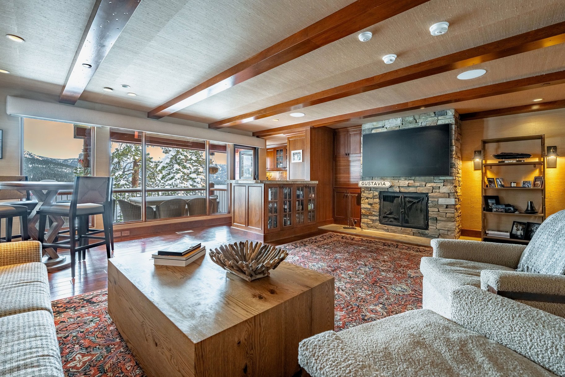  Legendary Stillwater Cove  Gated. Private. Lakefront - 物件實景