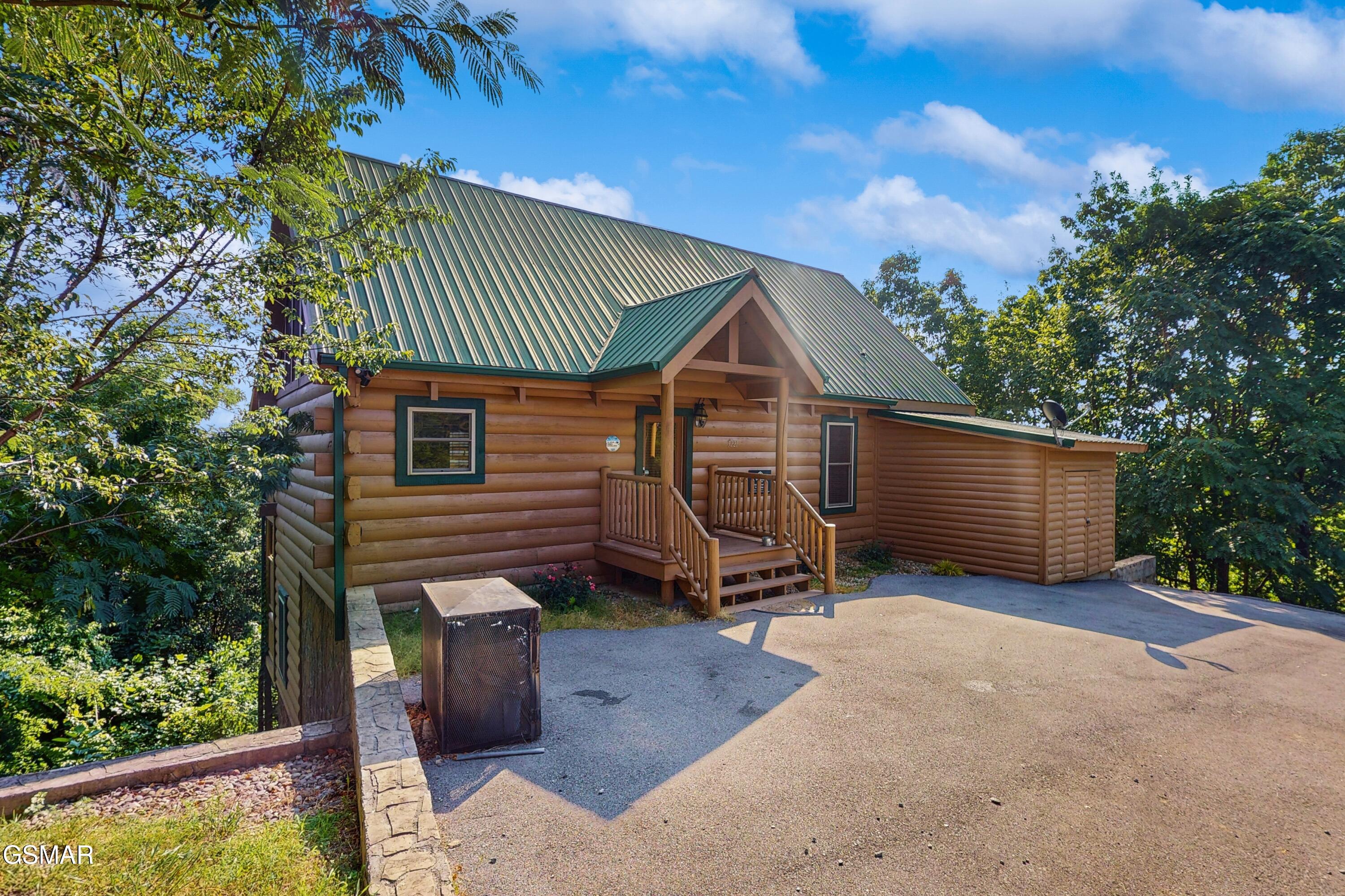 Sevierville, Tennessee, 37862, United States, 4 Bedrooms Bedrooms, ,4 BathroomsBathrooms,Residential,For Sale,2024607