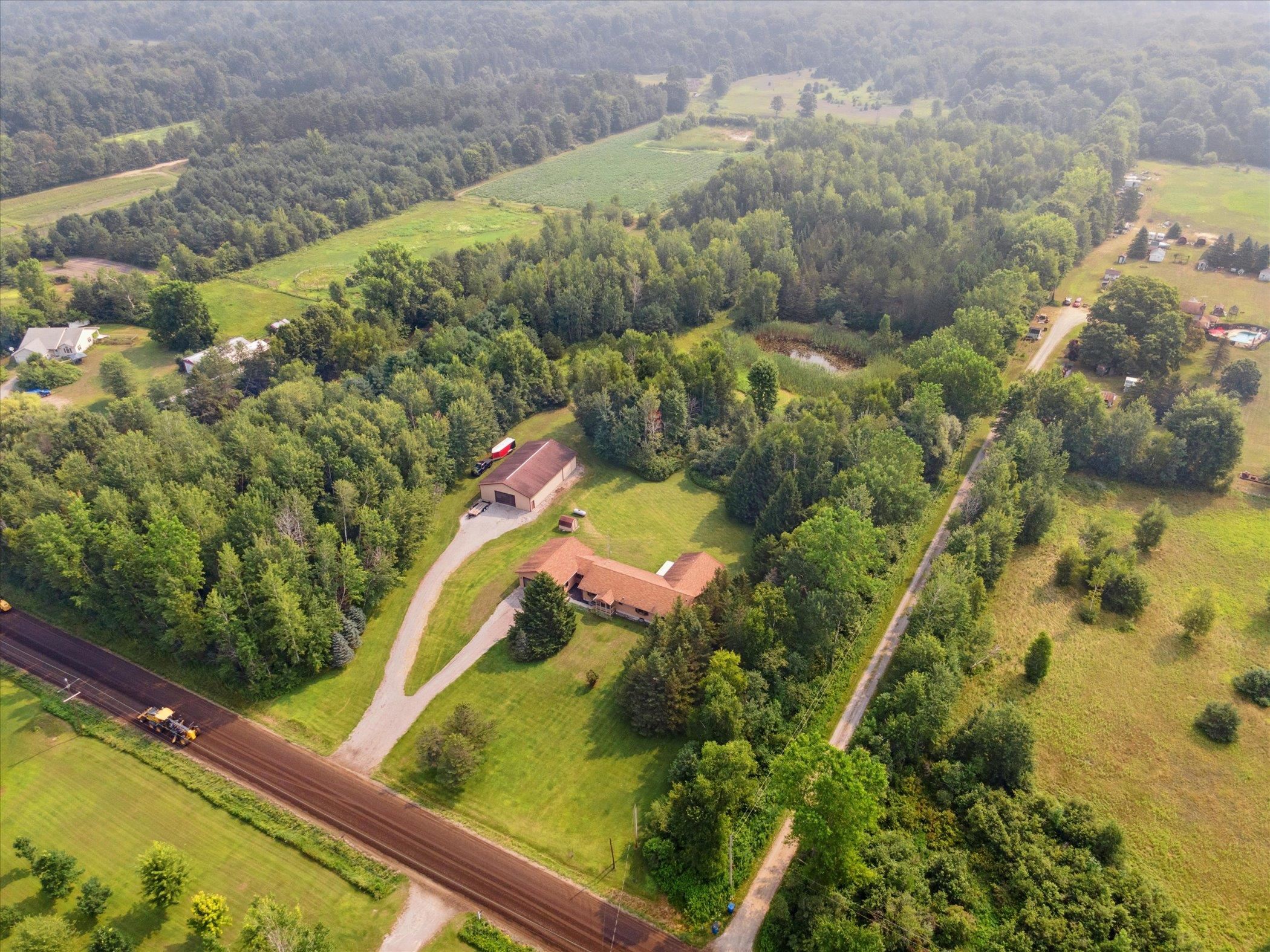 Midland, Michigan, 48640, United States, 3 Bedrooms Bedrooms, ,3 BathroomsBathrooms,Residential,For Sale,1975279