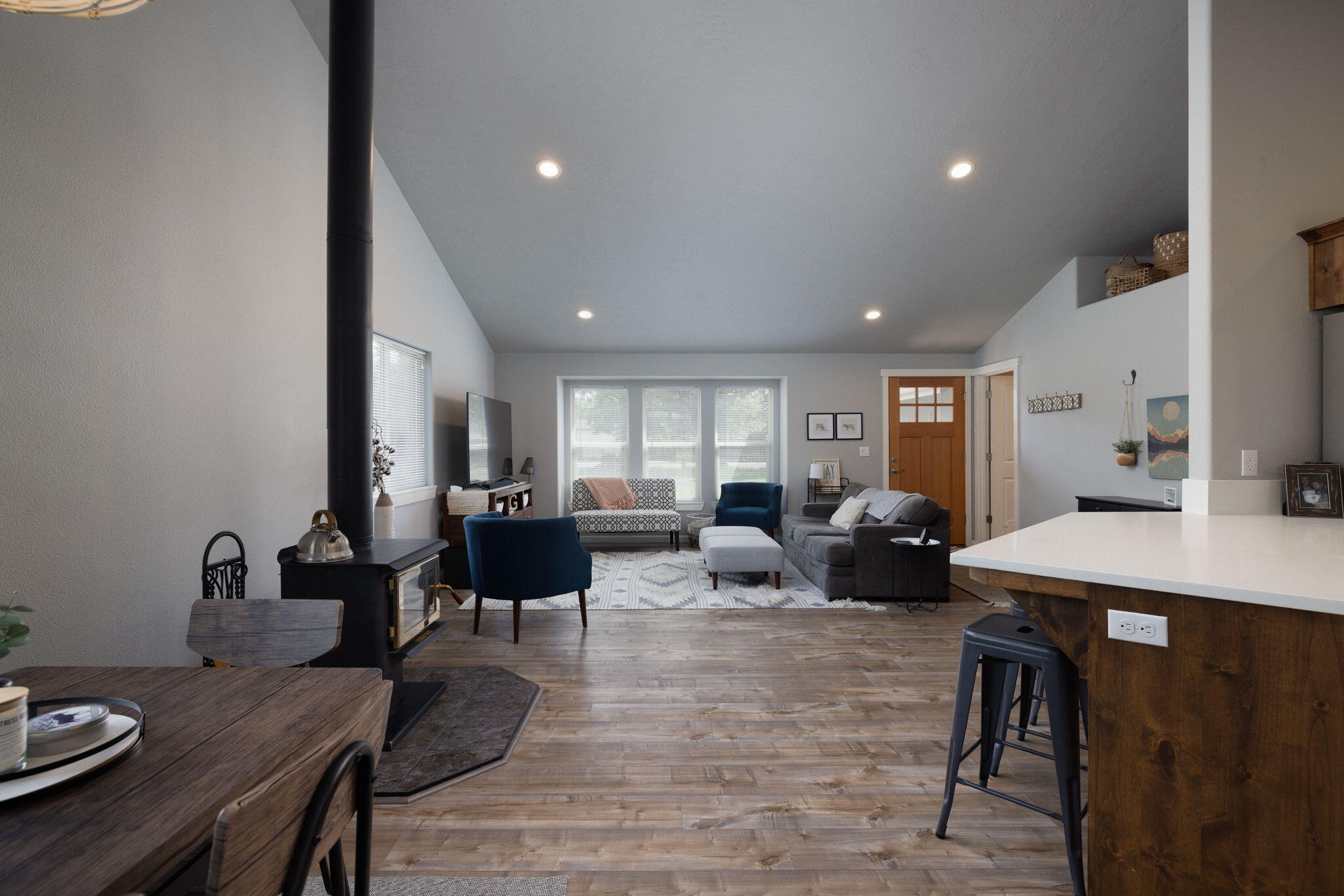 Bend, Oregon, 97707, United States, 3 Bedrooms Bedrooms, ,2 BathroomsBathrooms,Residential,For Sale,1847300
