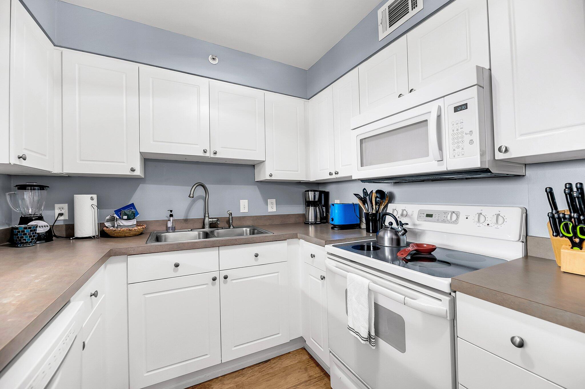 Folly Beach, South Carolina, 29439, United States, 3 Bedrooms Bedrooms, ,3 BathroomsBathrooms,Residential,For Sale,1889627