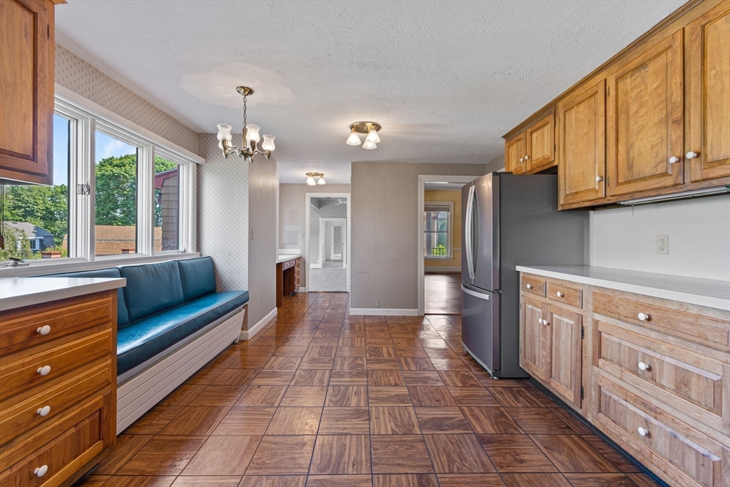Marblehead, Massachusetts, 01945, United States, 7 Bedrooms Bedrooms, ,5 BathroomsBathrooms,Residential,For Sale,1895624