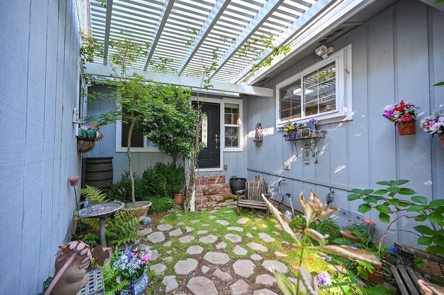 Camino, California, 95709, United States, 3 Bedrooms Bedrooms, ,4 BathroomsBathrooms,Residential,For Sale,1893476