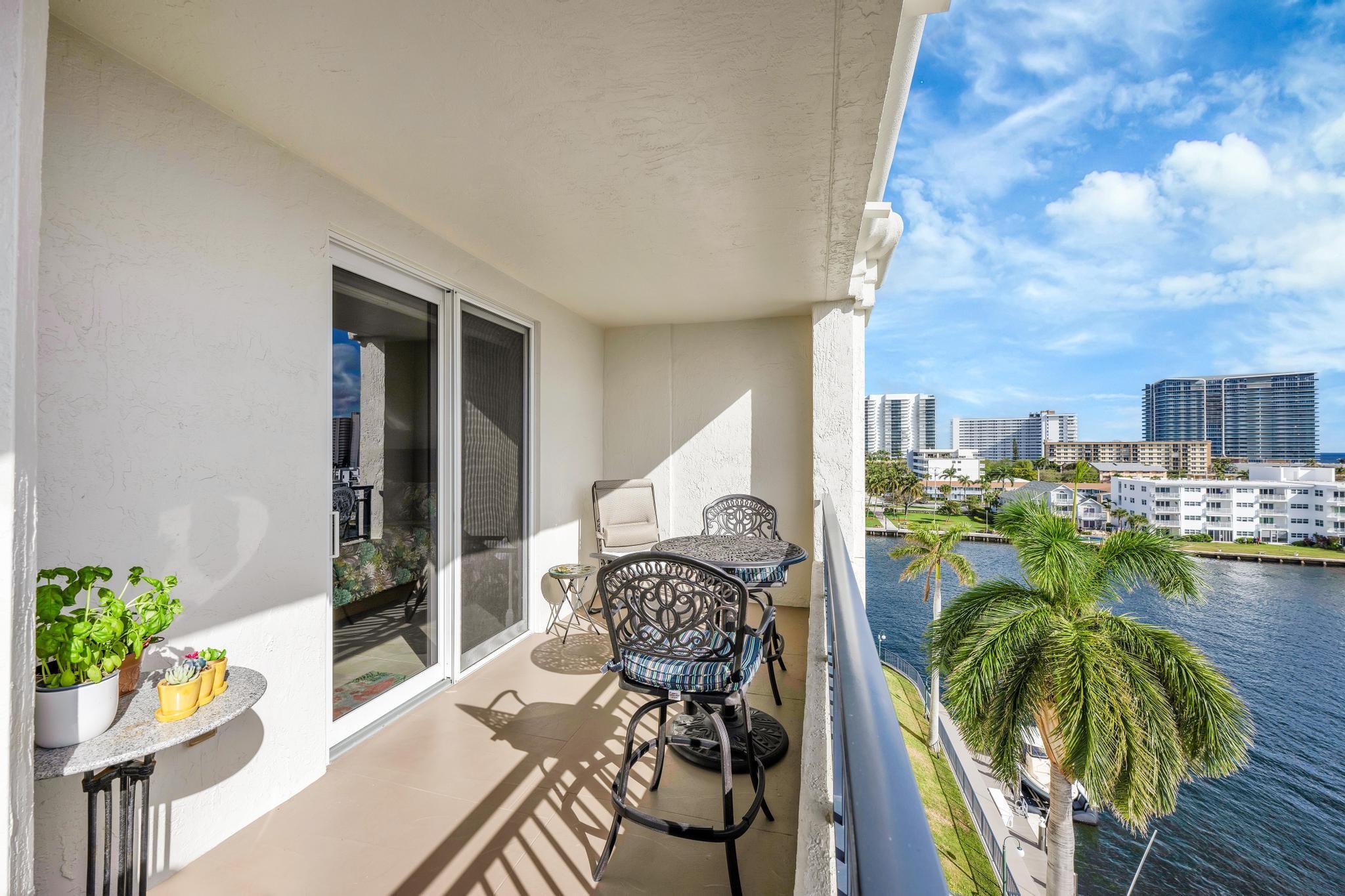 Pompano Beach, Florida, 33062, United States, 2 Bedrooms Bedrooms, ,2 BathroomsBathrooms,Residential,For Sale,1915654
