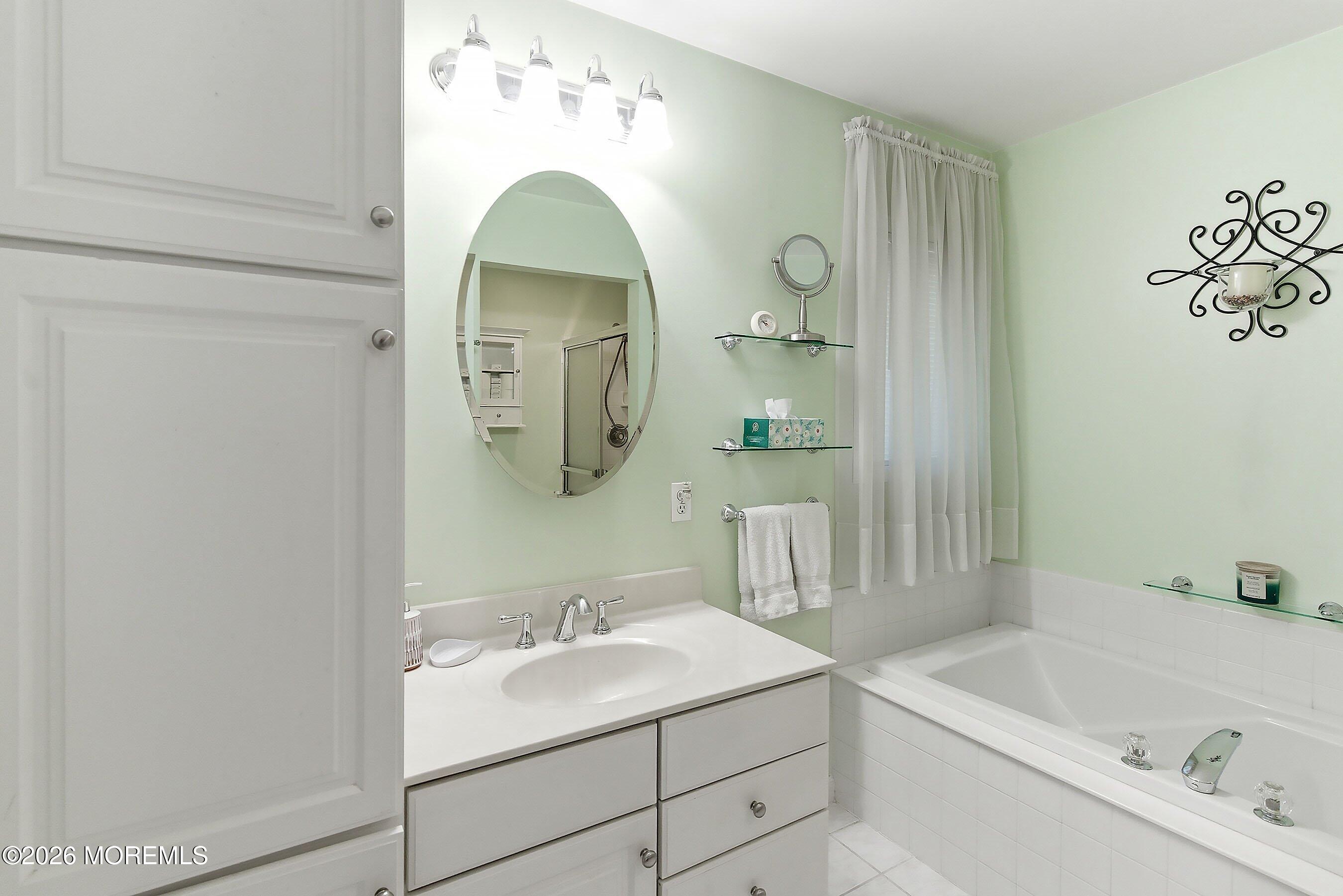 New Egypt, New Jersey, 08533, United States, 4 Bedrooms Bedrooms, ,3 BathroomsBathrooms,Residential,For Sale,2048473