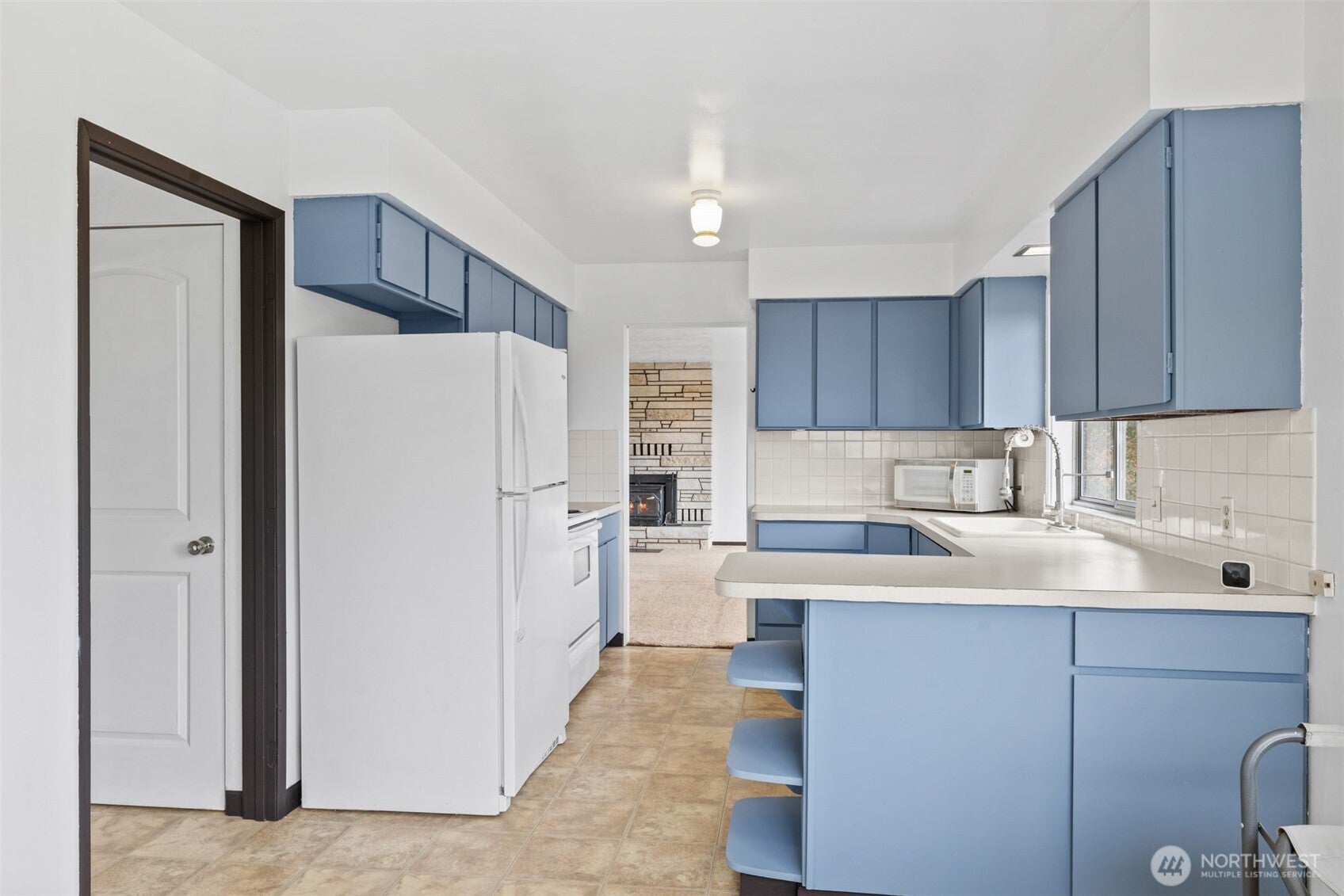 Port Angeles, Washington, 98362, United States, 3 Bedrooms Bedrooms, ,1 BathroomBathrooms,Residential,For Sale,1987084