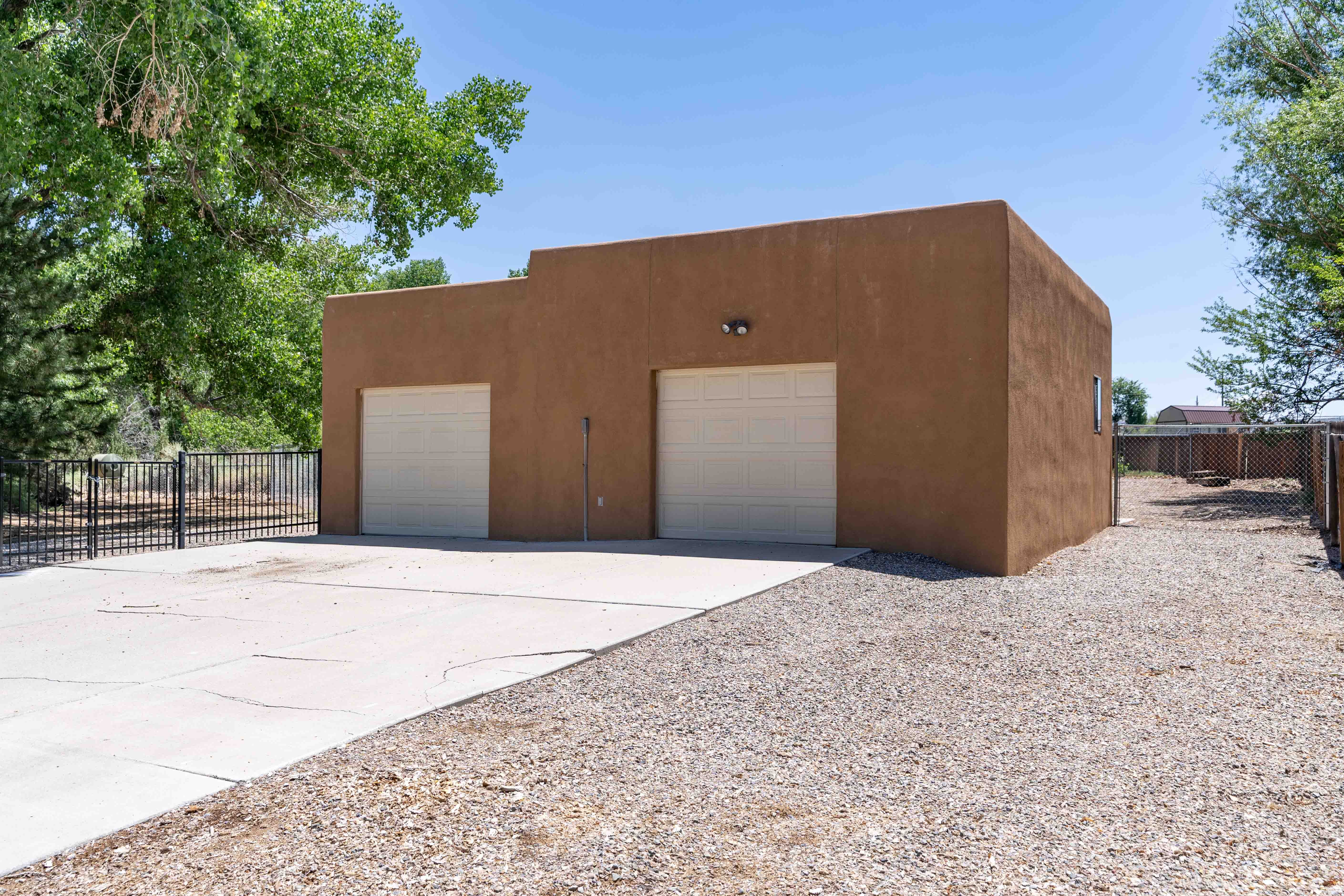 Aztec, New Mexico, 87410, United States, 4 Bedrooms Bedrooms, ,3 BathroomsBathrooms,Residential,For Sale,1974220