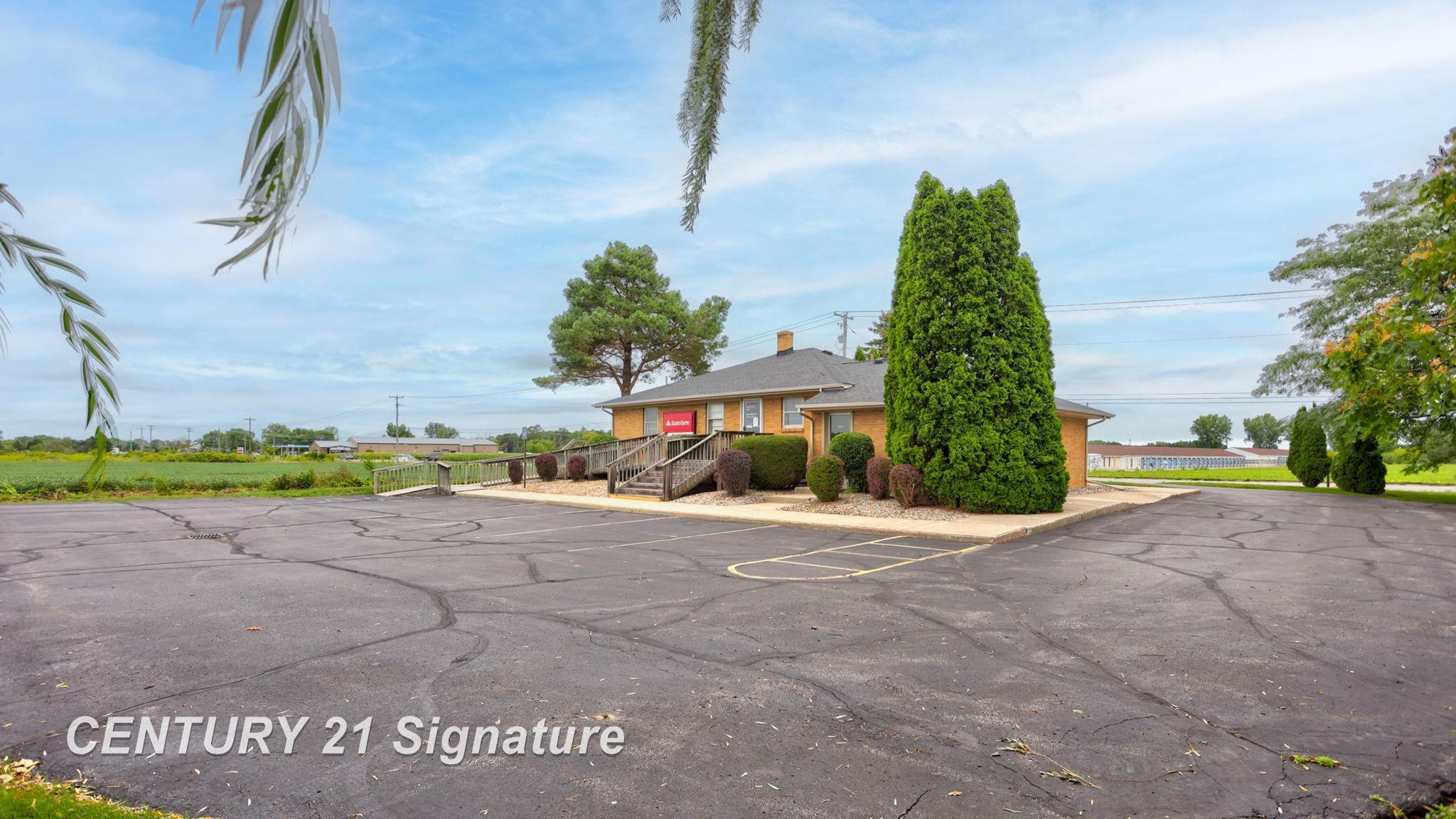 Saginaw, Michigan, 48604, United States, 4 Bedrooms Bedrooms, ,3 BathroomsBathrooms,Residential,For Sale,1980759