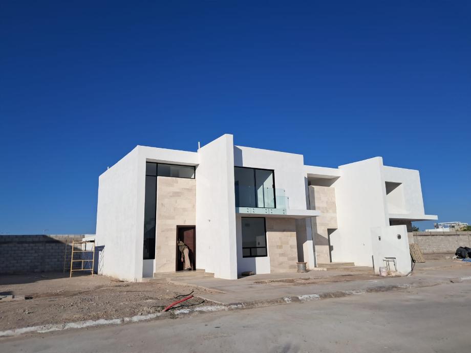 CAMPI?A VALENCIA, Torreón, Coahuila de Zaragoza, 27018, Mexico, 4 Bedrooms Bedrooms, ,3 BathroomsBathrooms,Residential,For Sale,CAMPI?A VALENCIA,1671840