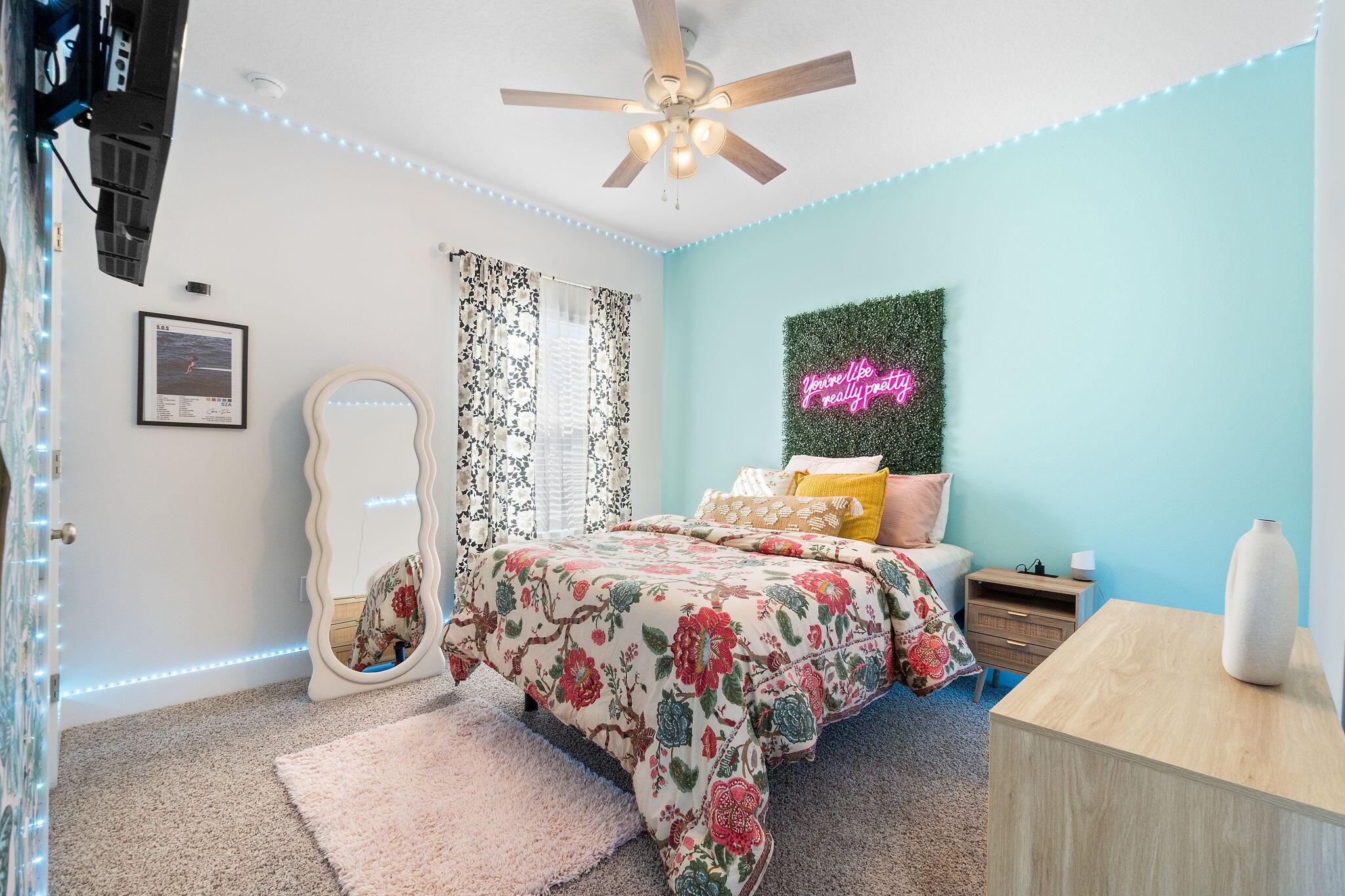 Gulf Breeze, Florida, 32563, United States, 5 Bedrooms Bedrooms, ,3 BathroomsBathrooms,Residential,For Sale,1934954