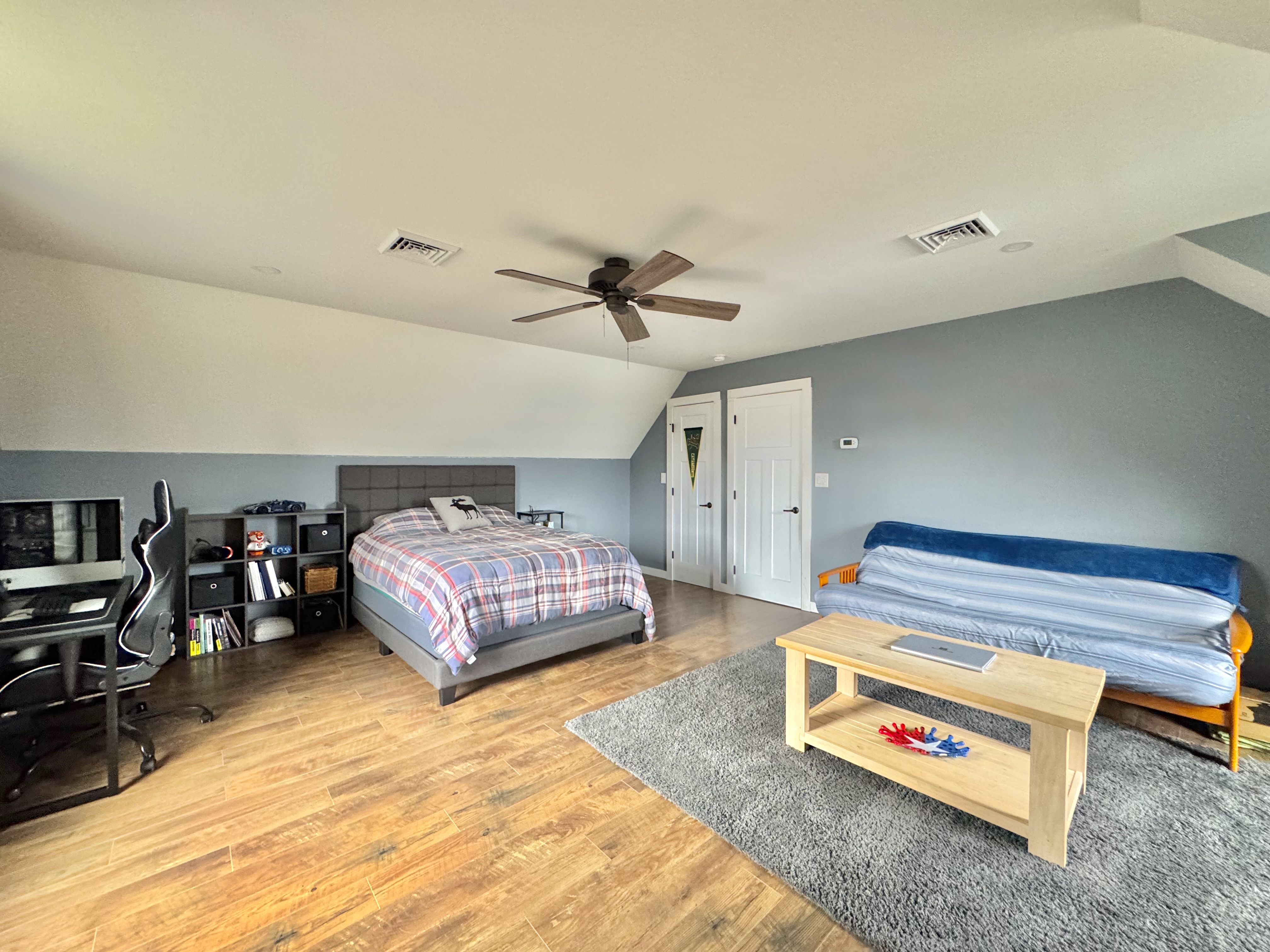 Athens, New York, 12015, United States, 3 Bedrooms Bedrooms, ,3 BathroomsBathrooms,Residential,For Sale,1995415