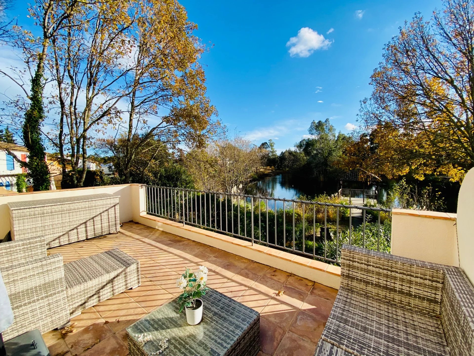 Grimaud, Provence-Alpes-Côte d’Azur, 83310, FR, 3 Bedrooms Bedrooms, ,3 BathroomsBathrooms,Residential,For Sale,1777448