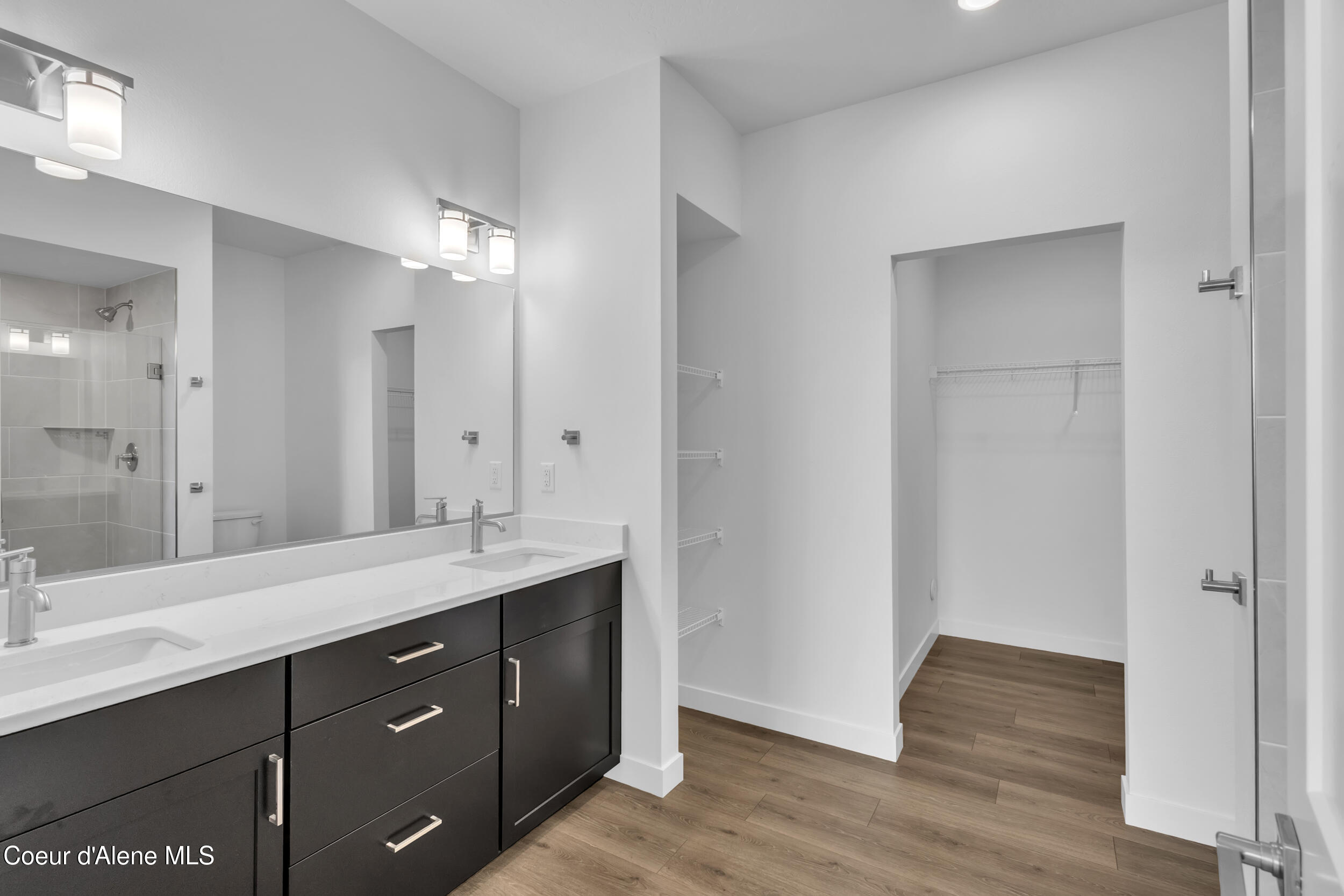 Coeur d'Alene, Idaho, 83815, United States, 3 Bedrooms Bedrooms, ,2 BathroomsBathrooms,Residential,For Sale,1999296