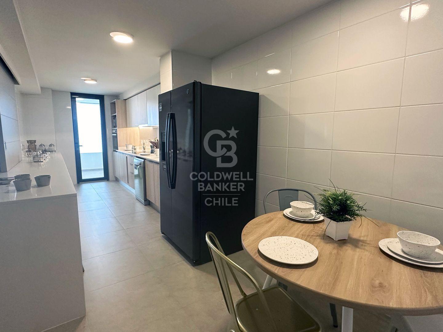Vitacura, Chile, 4 Bedrooms Bedrooms, ,4 BathroomsBathrooms,Residential,For Sale,1927454