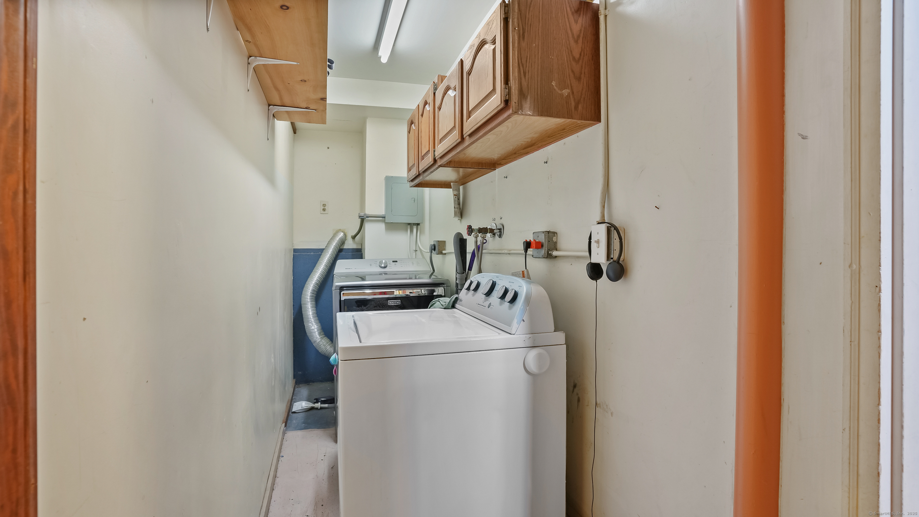 New Milford, Connecticut, 06776, United States, 3 Bedrooms Bedrooms, ,3 BathroomsBathrooms,Residential,For Sale,1924993