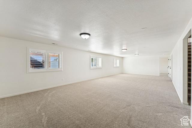 West Haven, Utah, 84401, United States, 6 Bedrooms Bedrooms, ,3 BathroomsBathrooms,Residential,For Sale,1984111