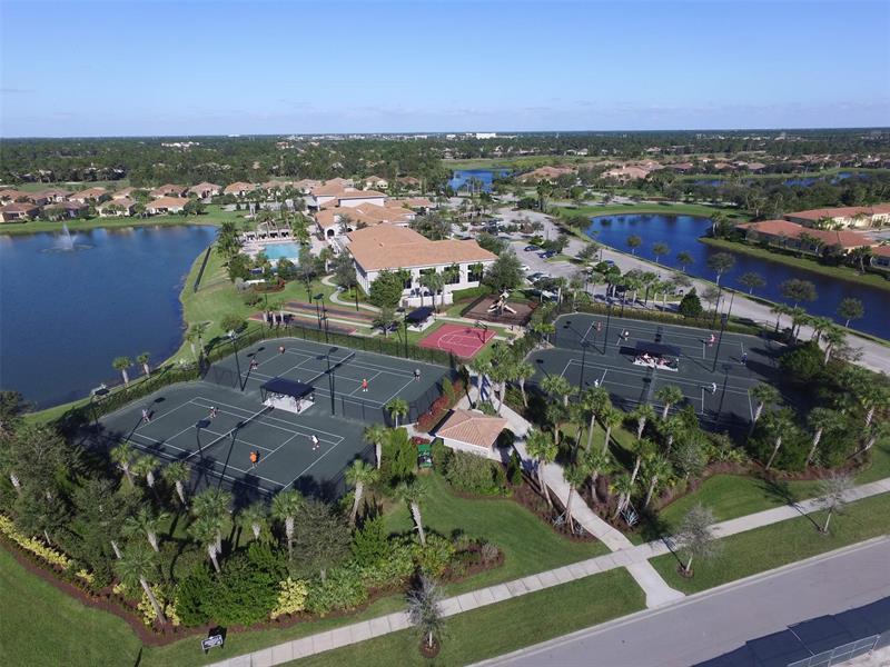 Port St Lucie, Florida, 34987, United States, 3 Bedrooms Bedrooms, ,4 BathroomsBathrooms,Residential,For Sale,2002131