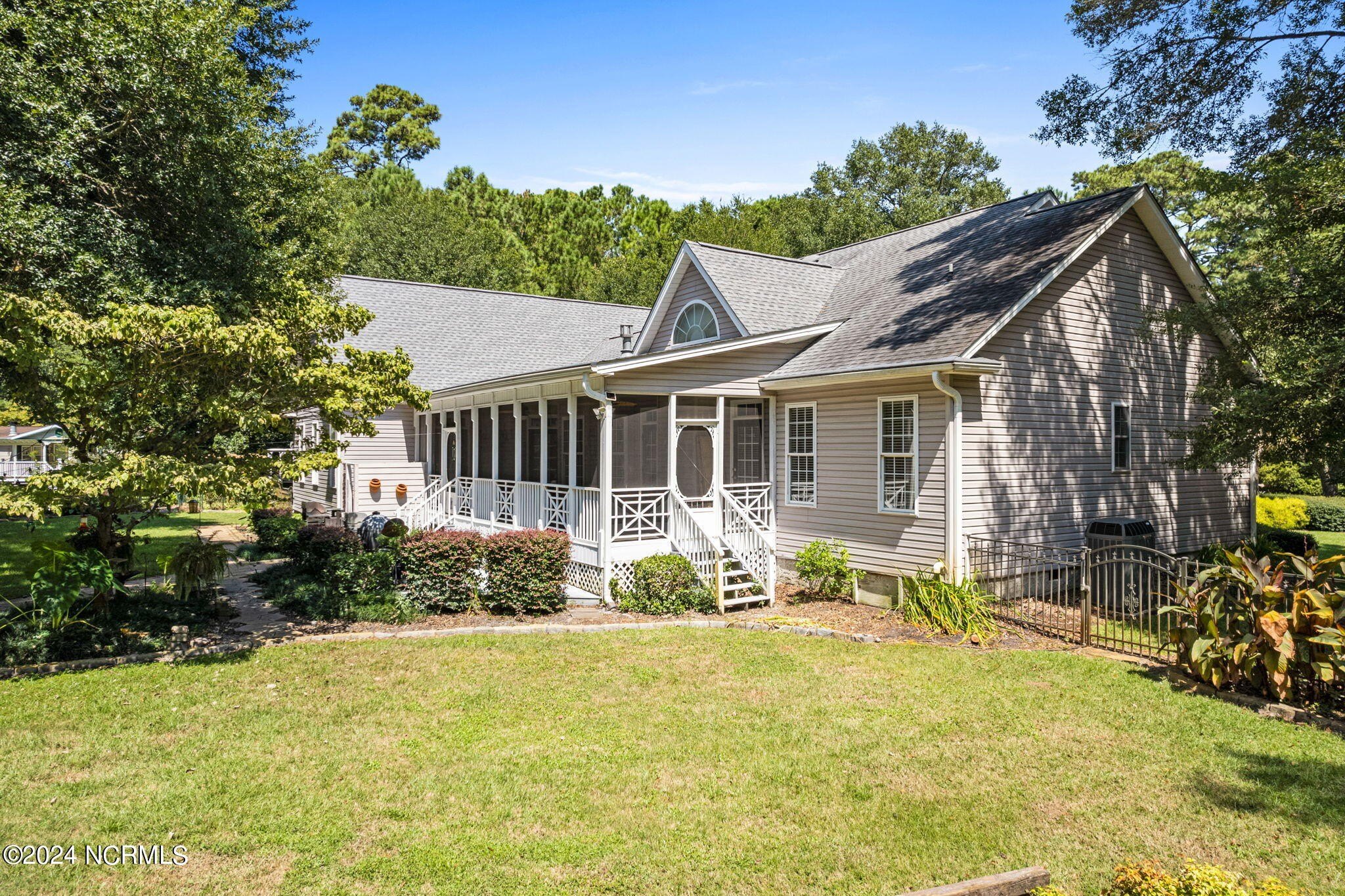 Sunset Beach, North Carolina, 28468, United States, 3 Bedrooms Bedrooms, ,3 BathroomsBathrooms,Residential,For Sale,1982380