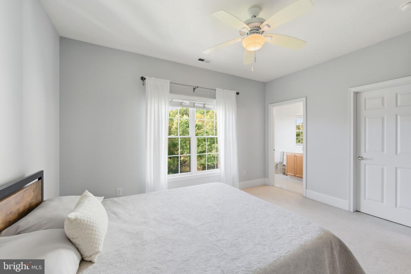 Chester Springs, Pennsylvania, 19425, United States, 4 Bedrooms Bedrooms, ,5 BathroomsBathrooms,Residential,For Sale,1987740