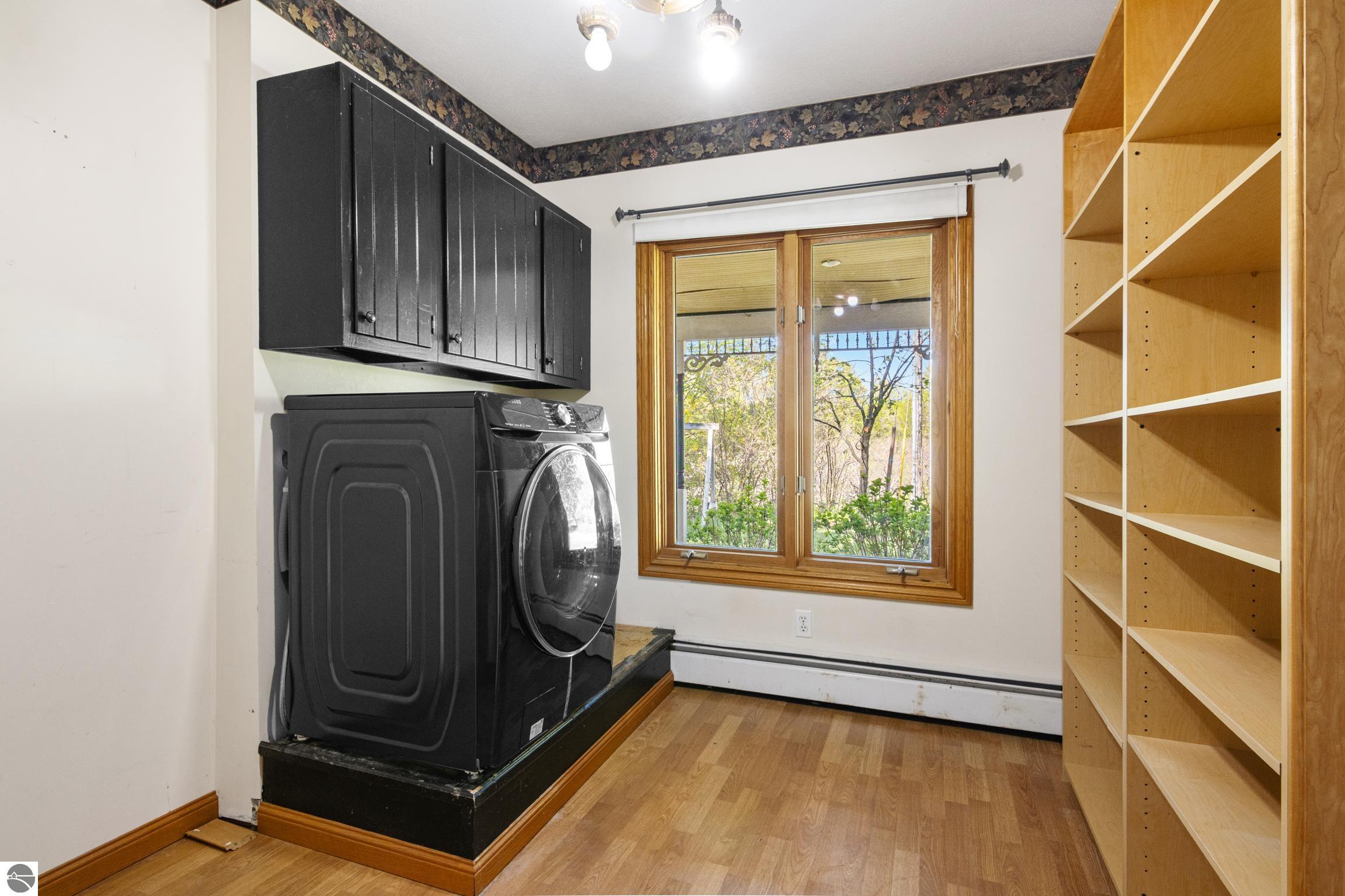 Traverse City, Michigan, 49686, United States, 4 Bedrooms Bedrooms, ,2 BathroomsBathrooms,Residential,For Sale,1914365