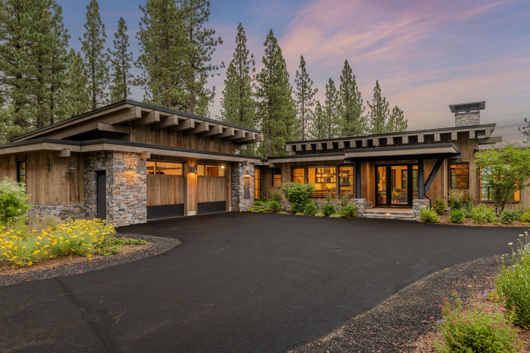  Turnkey Mountain Luxury with Designer Upgrades & Mountain Views - 物件實景