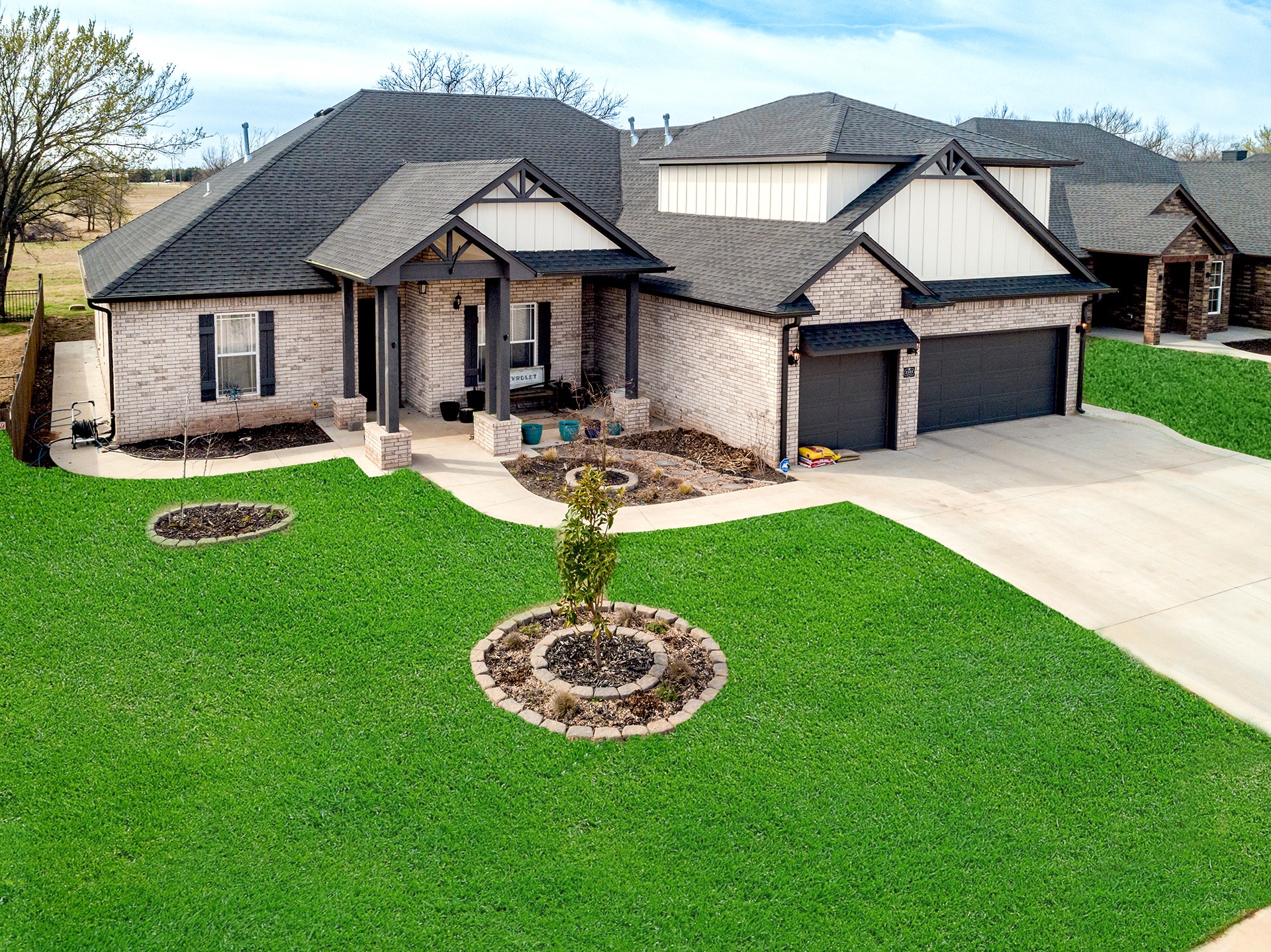 Stilllwater, Oklahoma, 74075, United States, 5 Bedrooms Bedrooms, ,Residential,For Sale,1880590