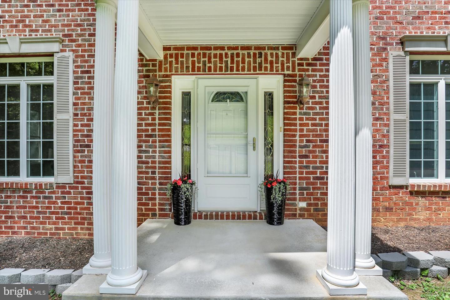 Delta, Pennsylvania, 17314, United States, 4 Bedrooms Bedrooms, ,4 BathroomsBathrooms,Residential,For Sale,1818041