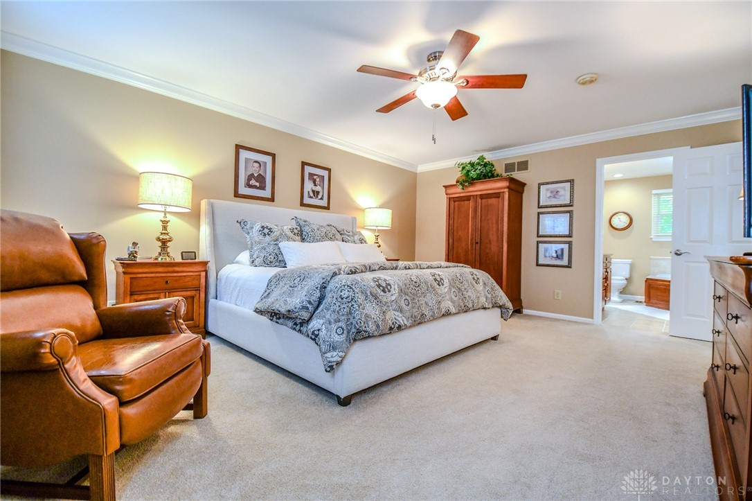 Washington Twp, Ohio, 45458, United States, 4 Bedrooms Bedrooms, ,4 BathroomsBathrooms,Residential,For Sale,1987558