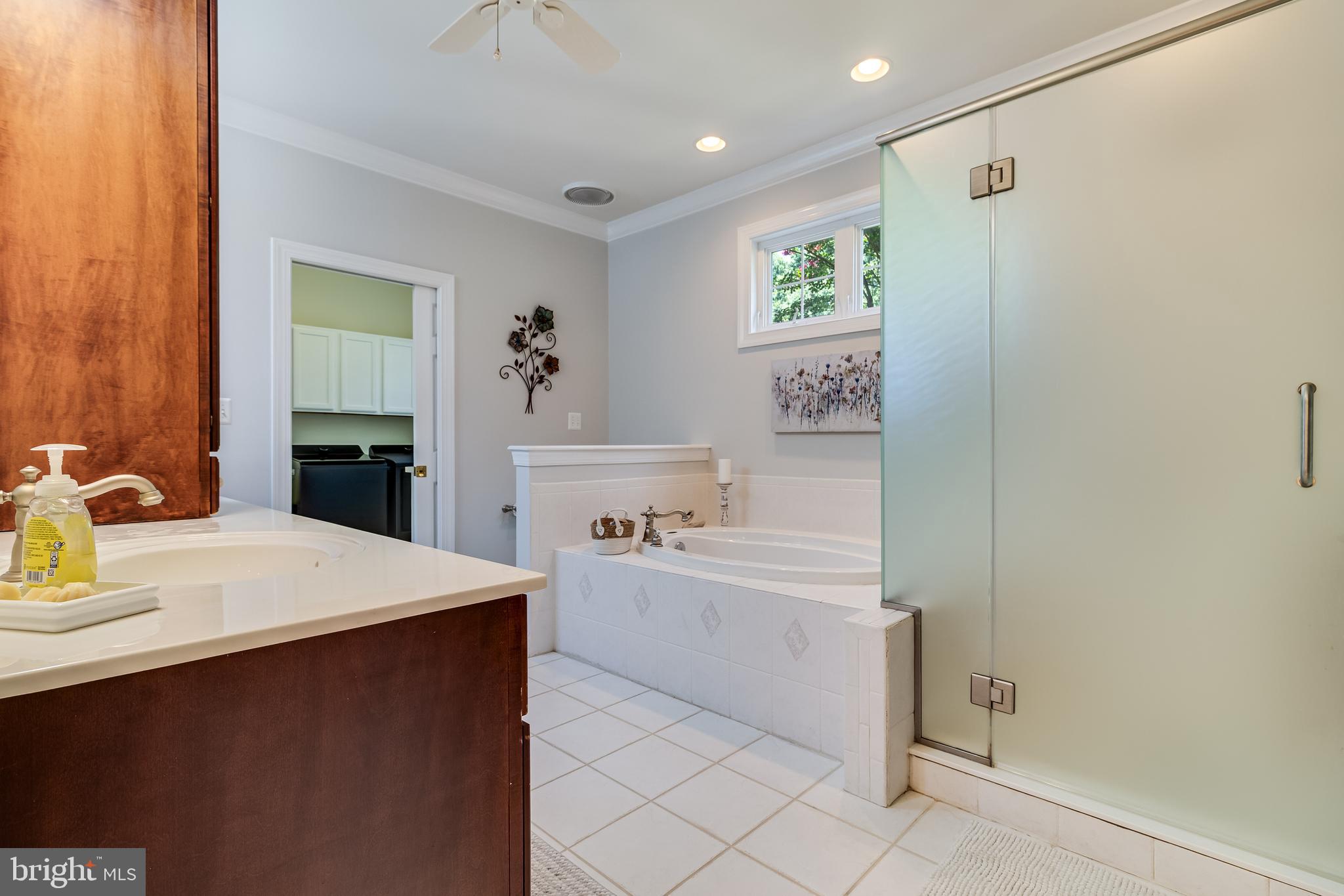 Swan Point, Maryland, 20645, United States, 5 Bedrooms Bedrooms, ,4 BathroomsBathrooms,Residential,For Sale,1975700