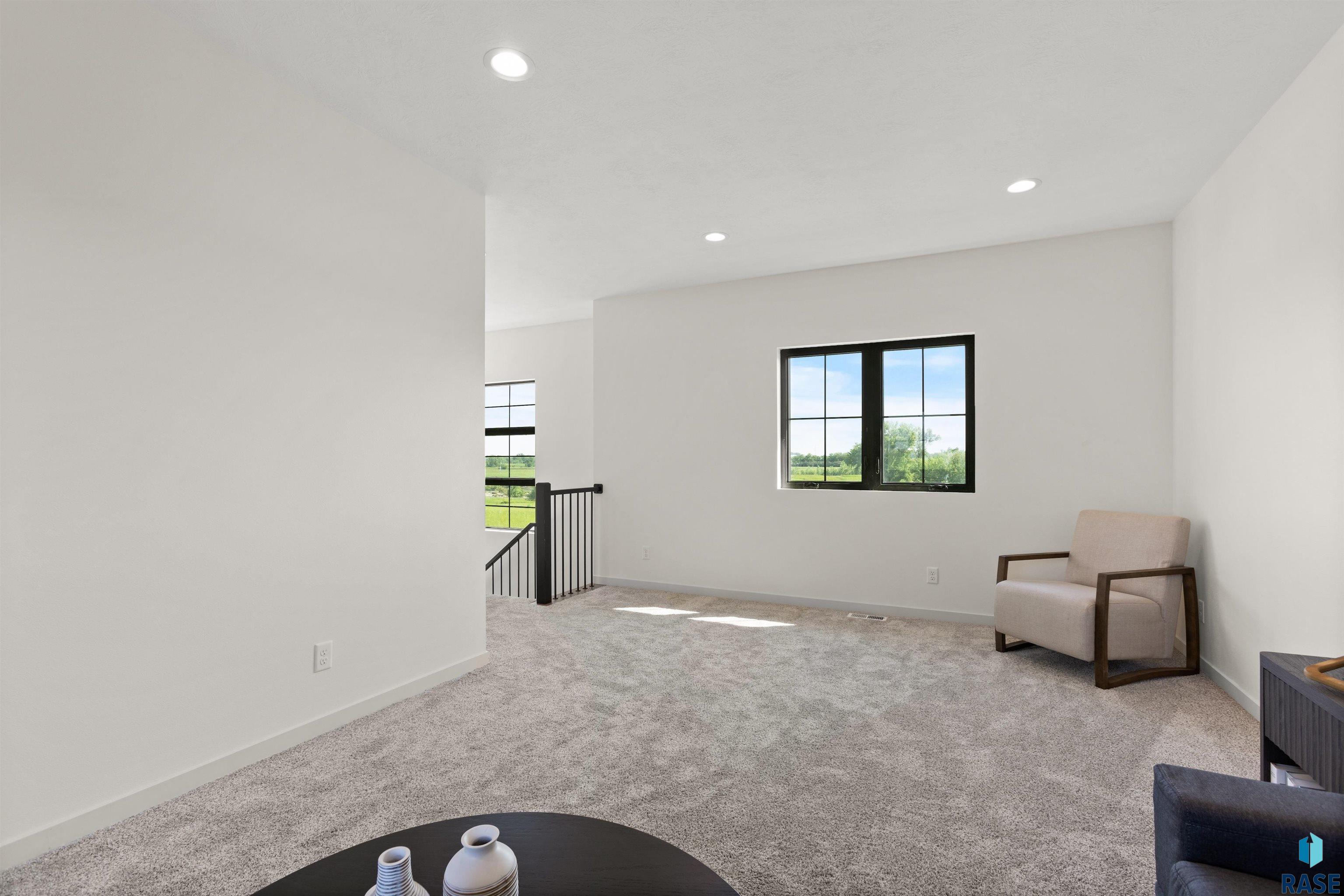507 Mill Pond Rd, Rock Rapids, Iowa, 51246, United States, 5 Bedrooms Bedrooms, ,3 BathroomsBathrooms,Residential,For Sale,507 Mill Pond Rd,1624413