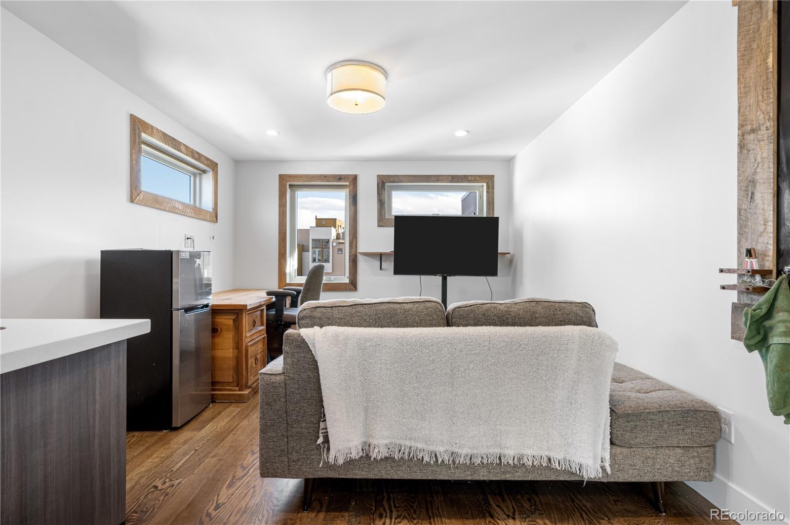 Denver, Colorado, 80211, United States, 5 Bedrooms Bedrooms, ,4 BathroomsBathrooms,Residential,For Sale,1885394