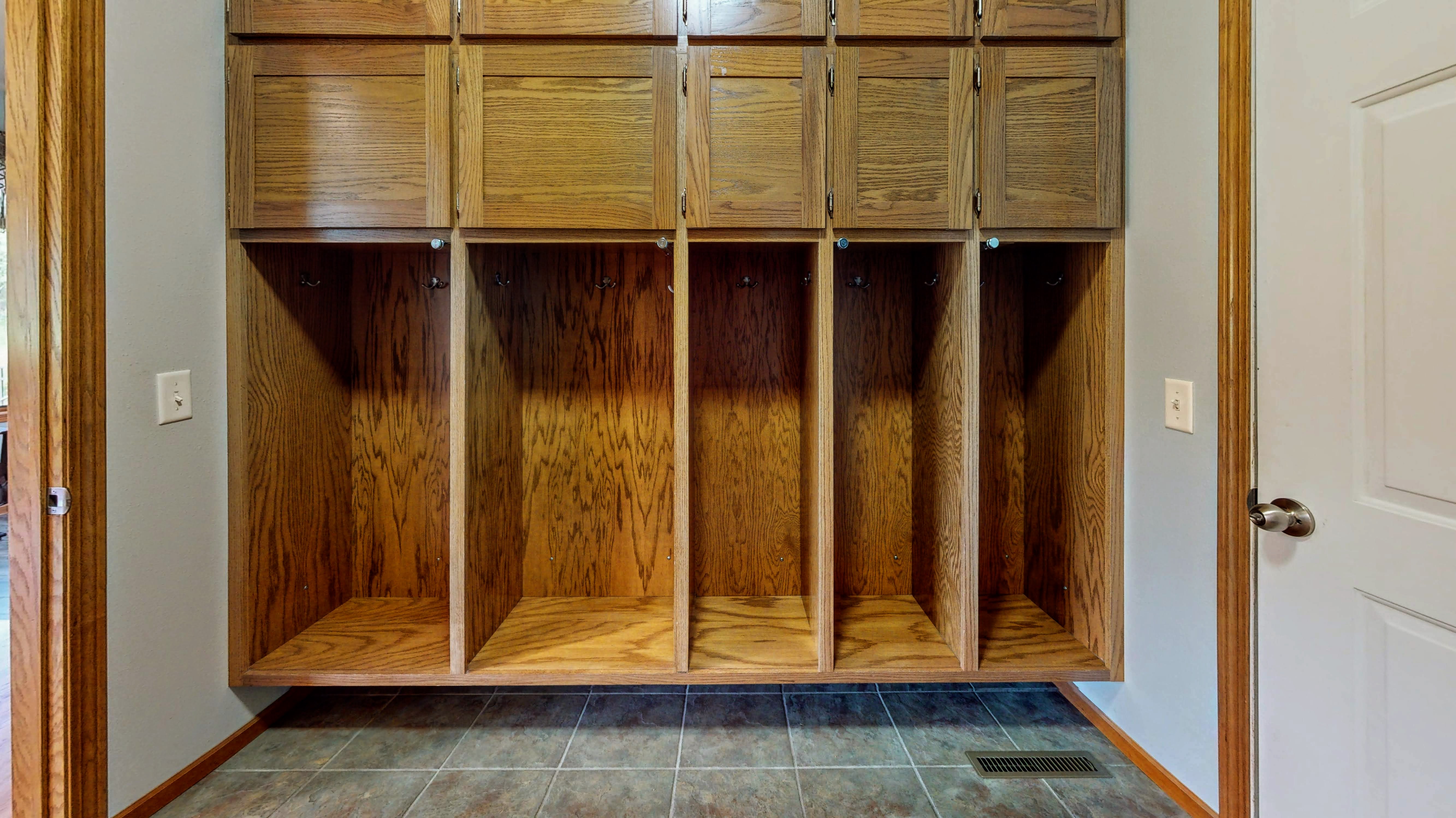 Jefferson, Wisconsin, 53549, United States, 4 Bedrooms Bedrooms, ,4 BathroomsBathrooms,Residential,For Sale,1984363